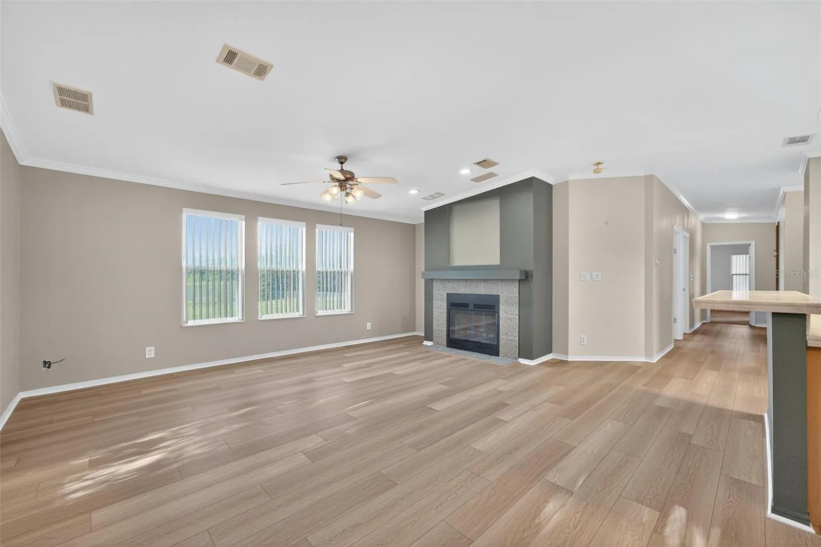 10622 WESTMONT RD
