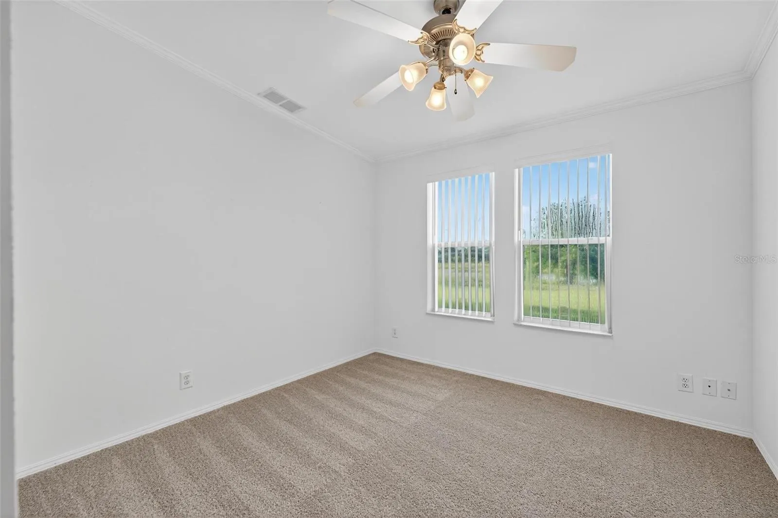 10622 WESTMONT RD
