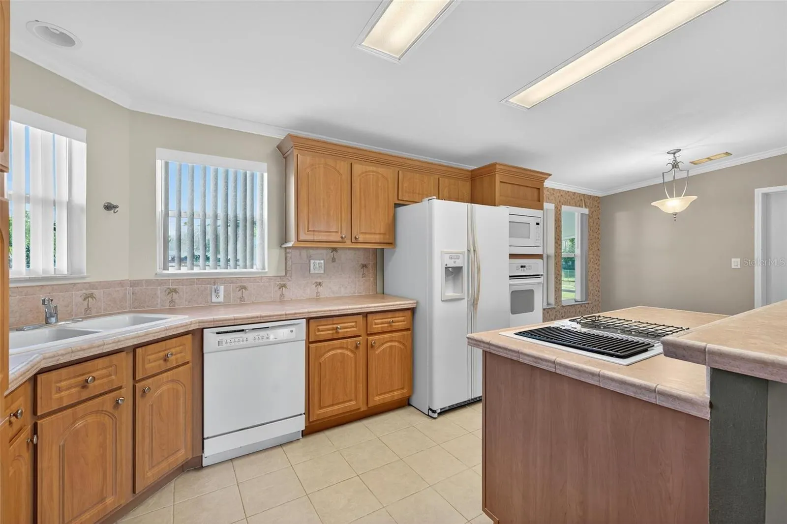 10622 WESTMONT RD