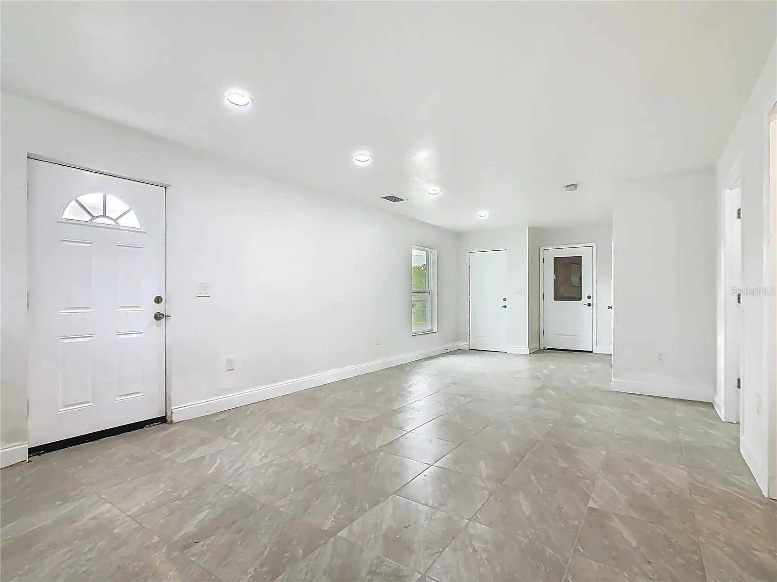1132 AVENUE K