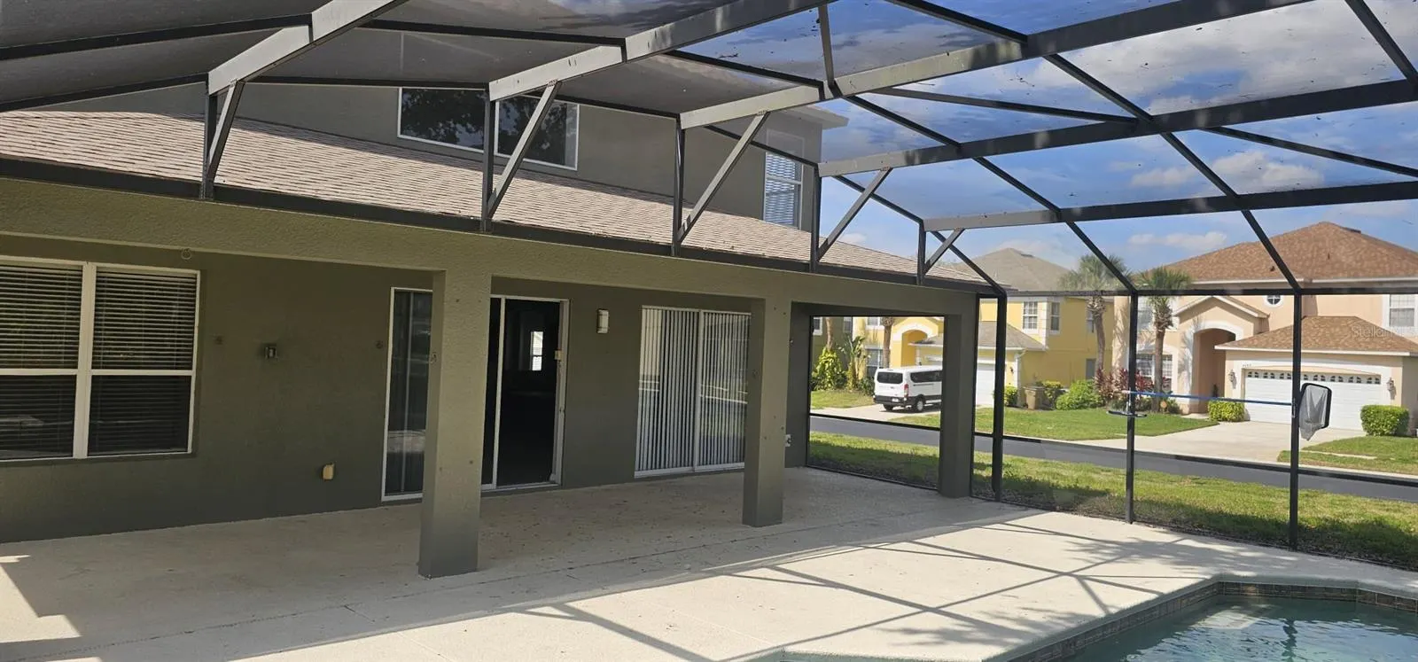 8500 PALM HARBOR DRIVE