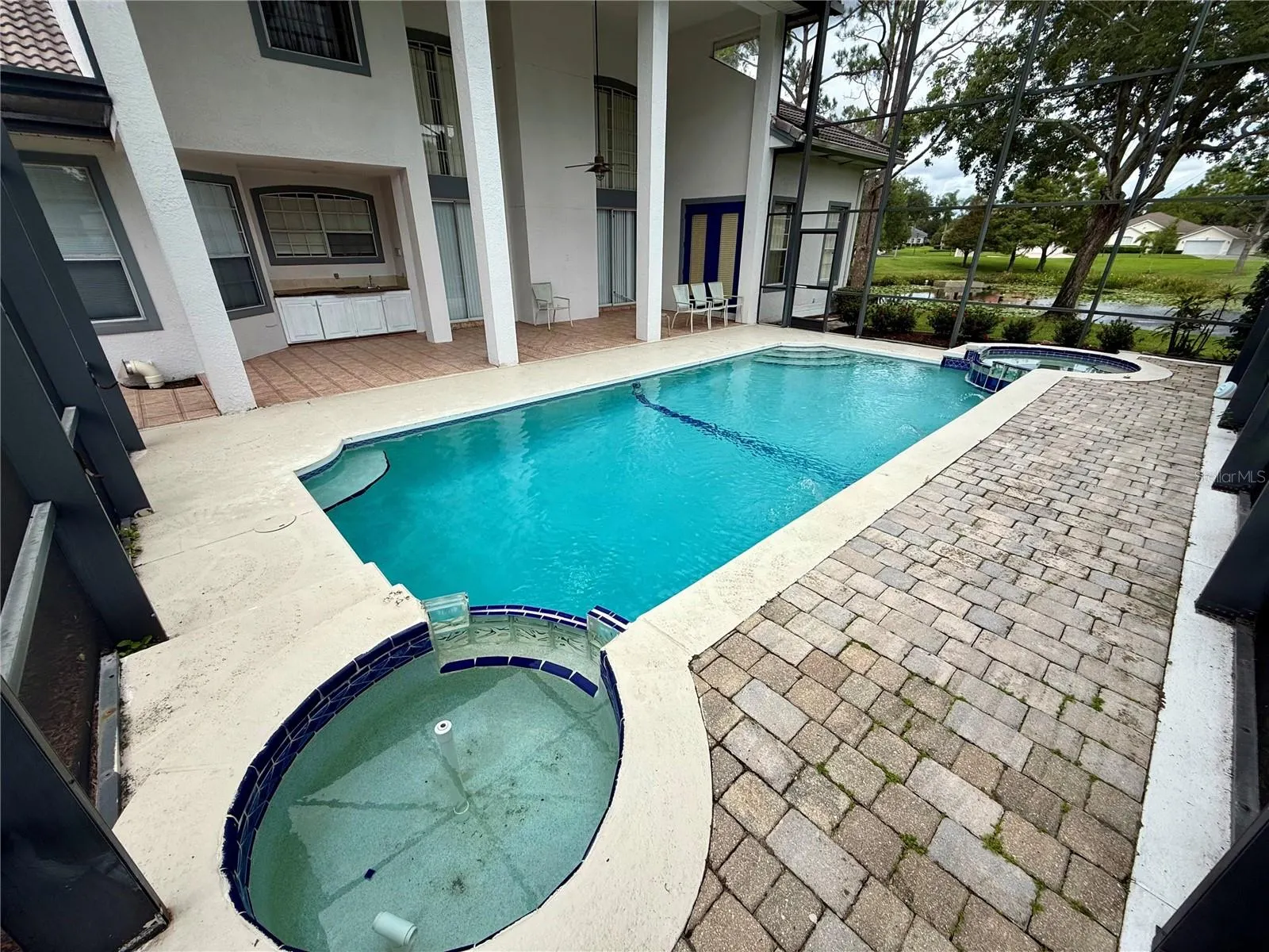 2949 ZAHARIAS DR