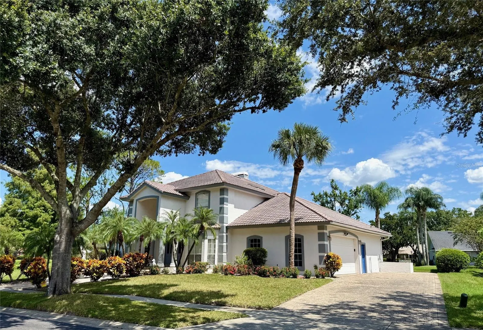 2949 ZAHARIAS DR