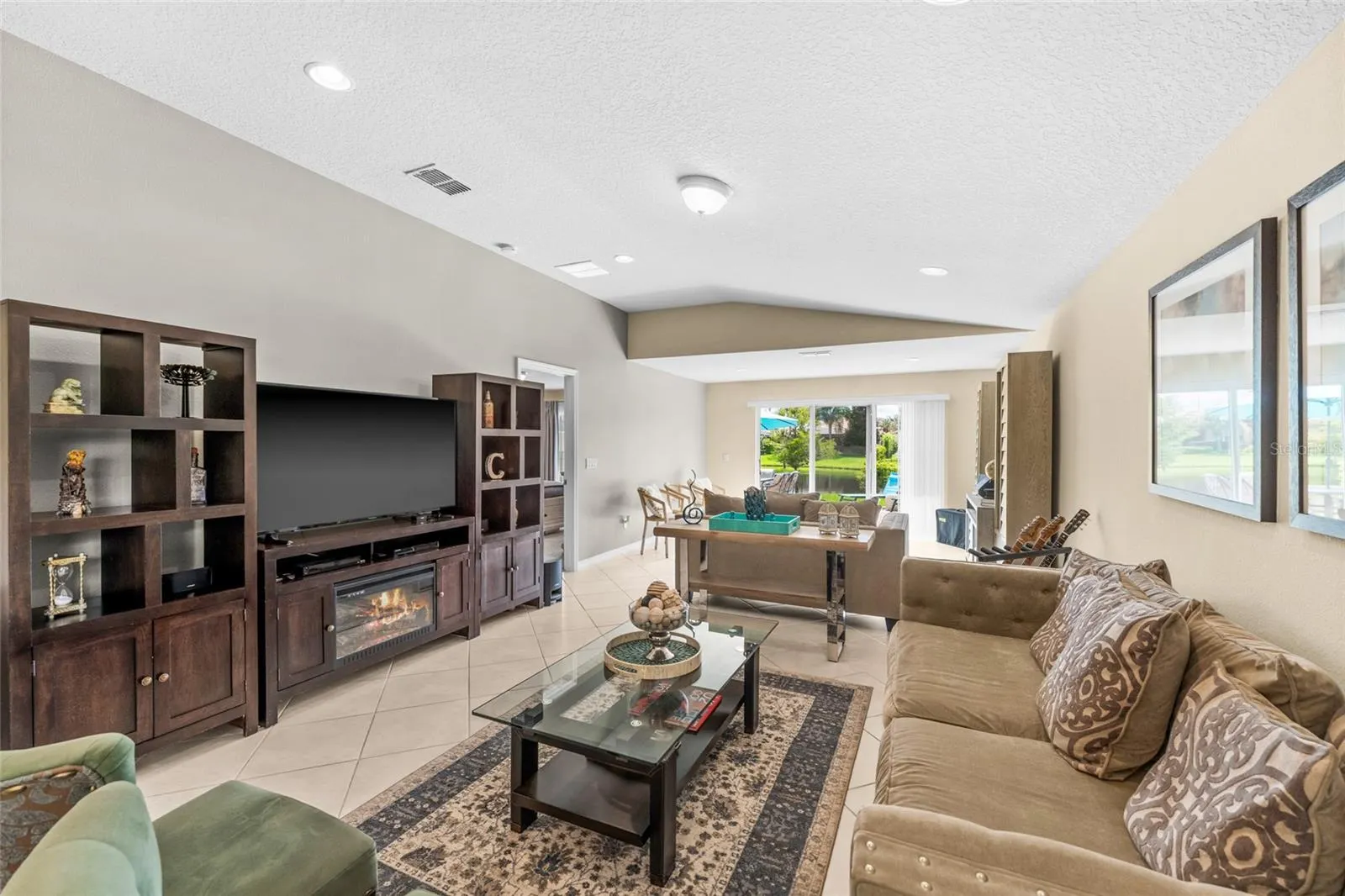 12232 PESCARA LN