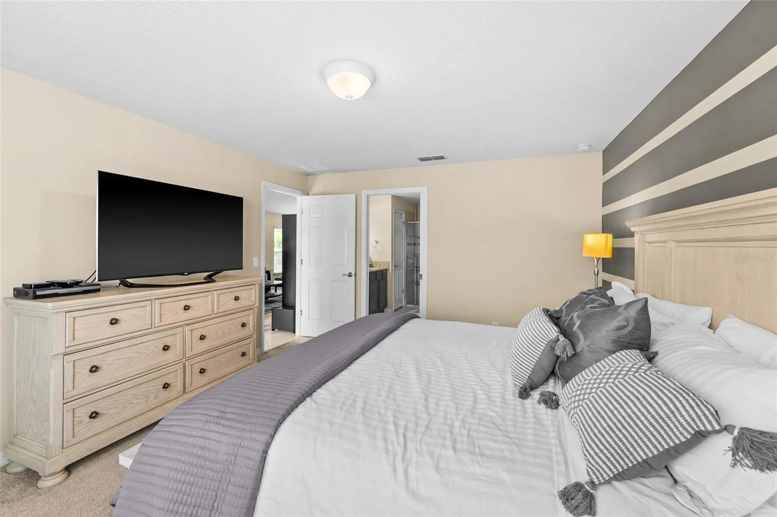 12232 PESCARA LN