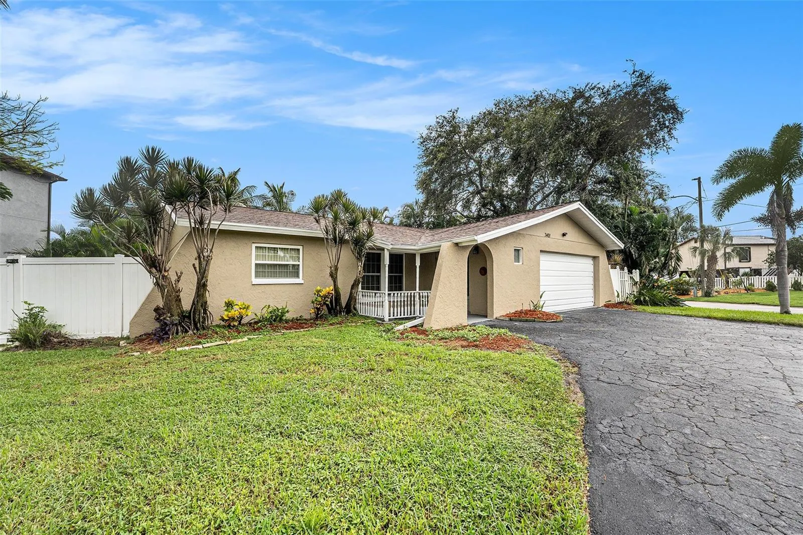 3401 COQUINA KEY DR SE