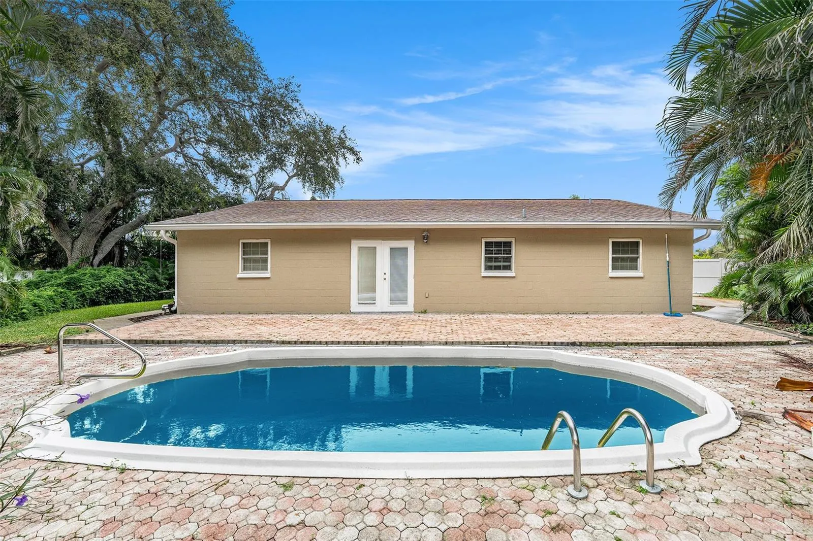 3401 COQUINA KEY DR SE