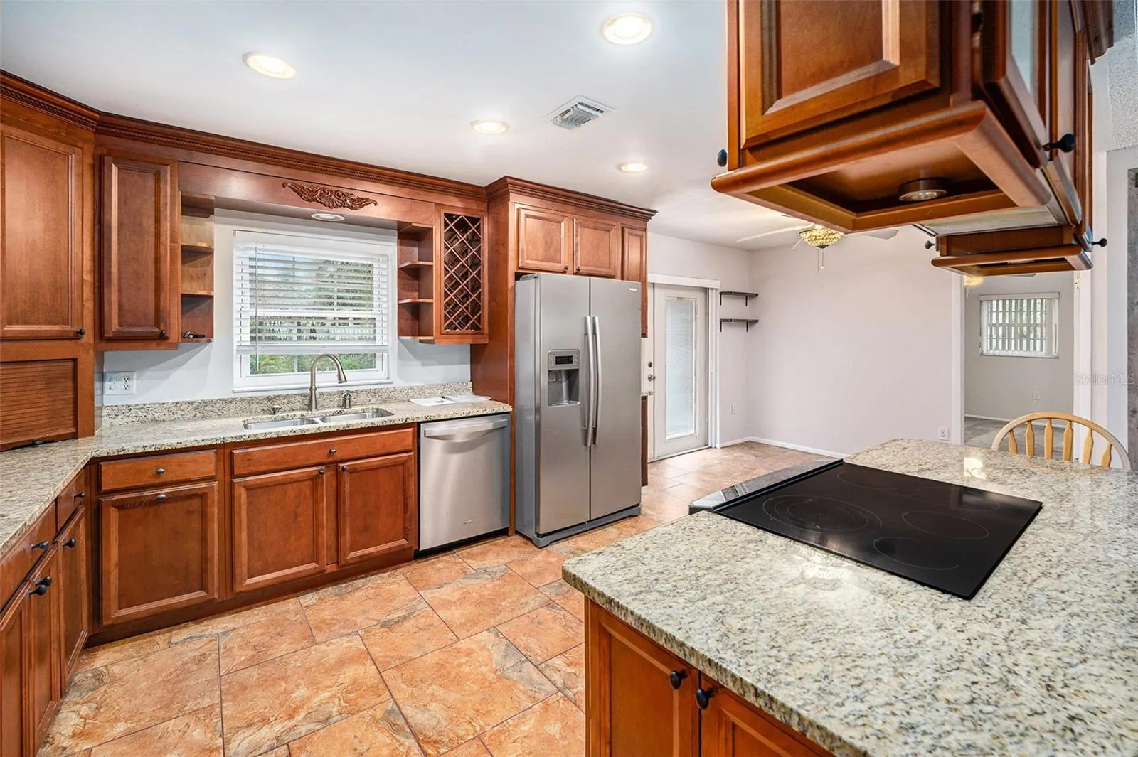 3401 COQUINA KEY DR SE