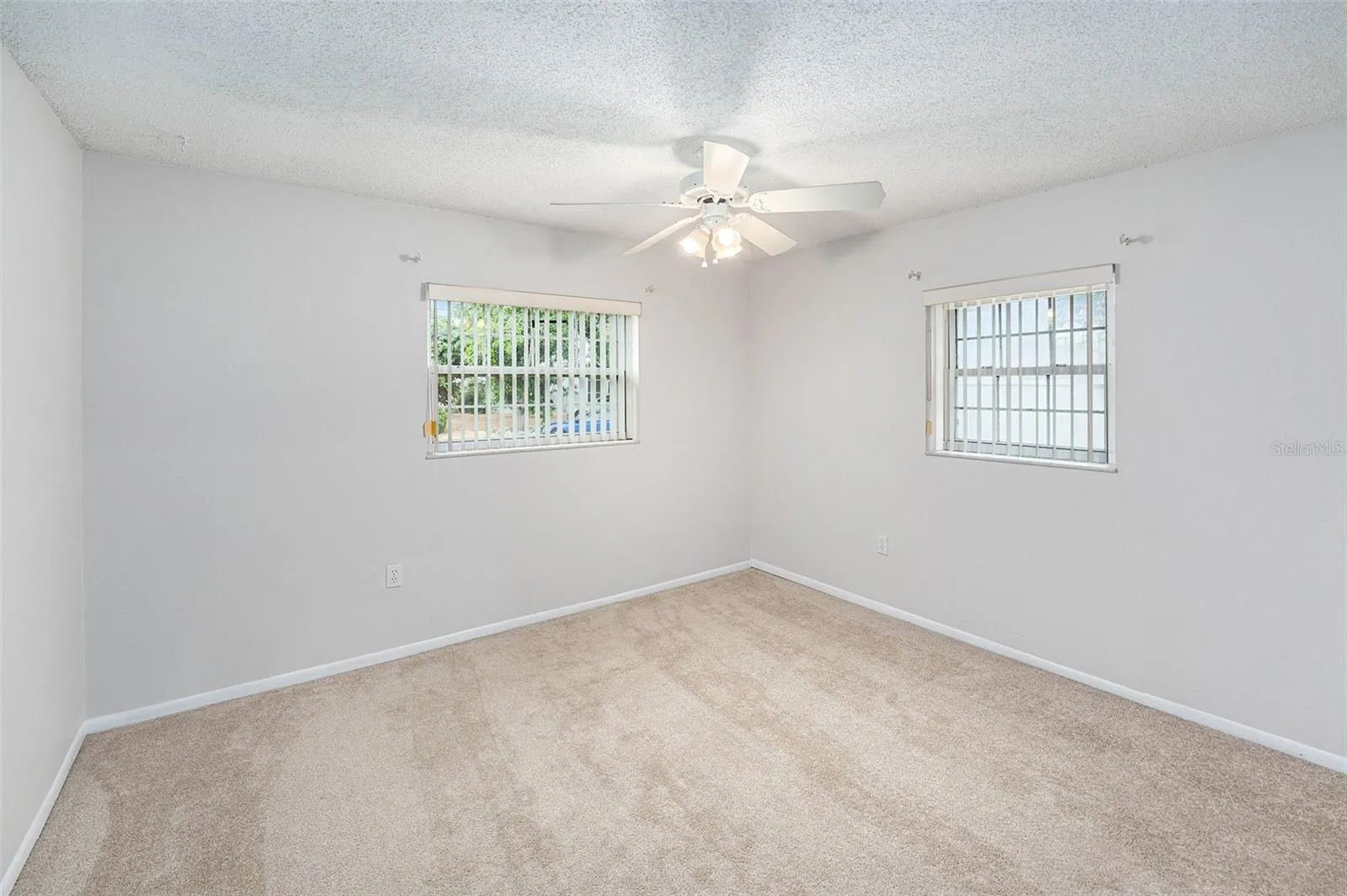 3401 COQUINA KEY DR SE