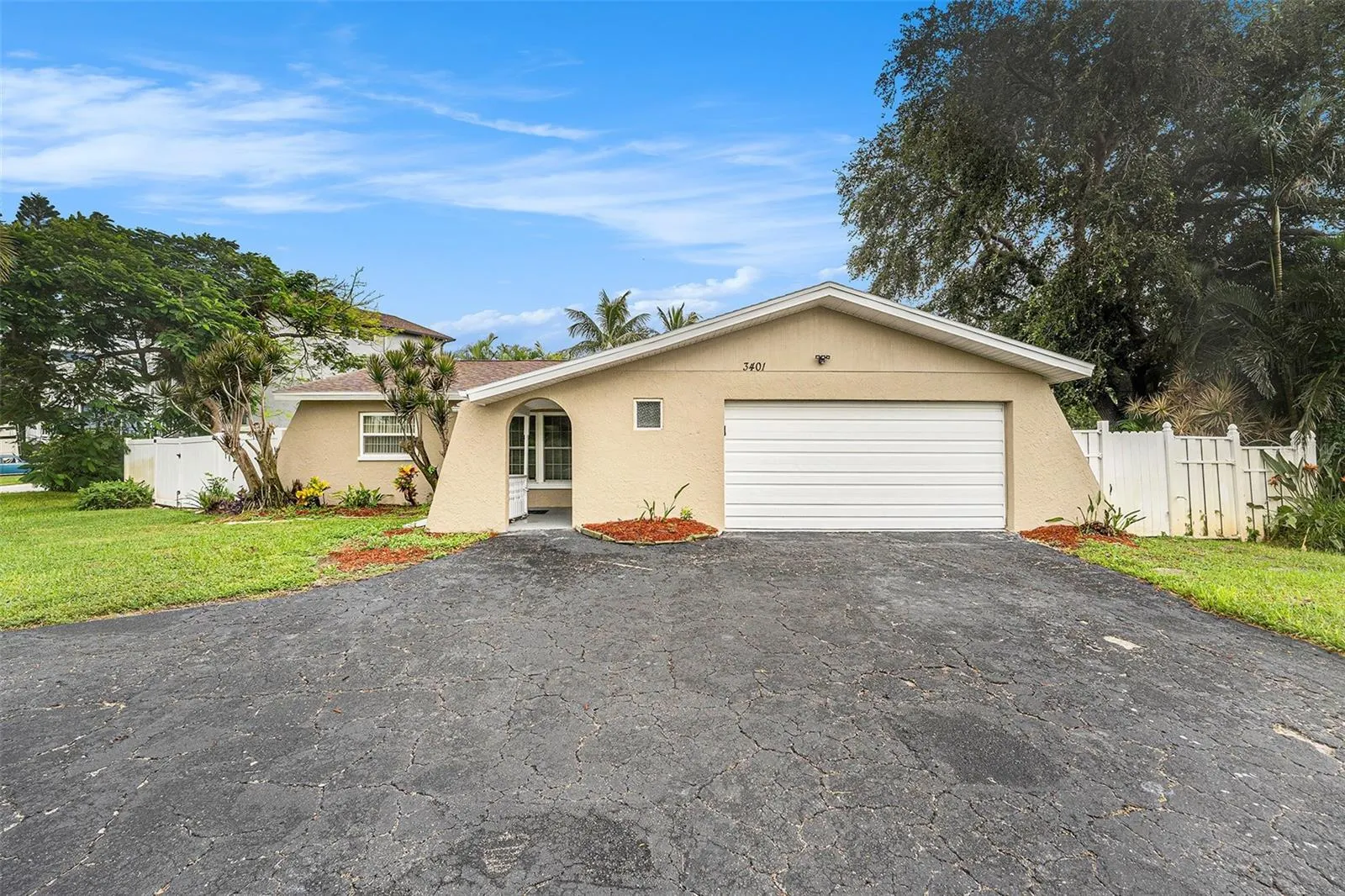 3401 COQUINA KEY DR SE
