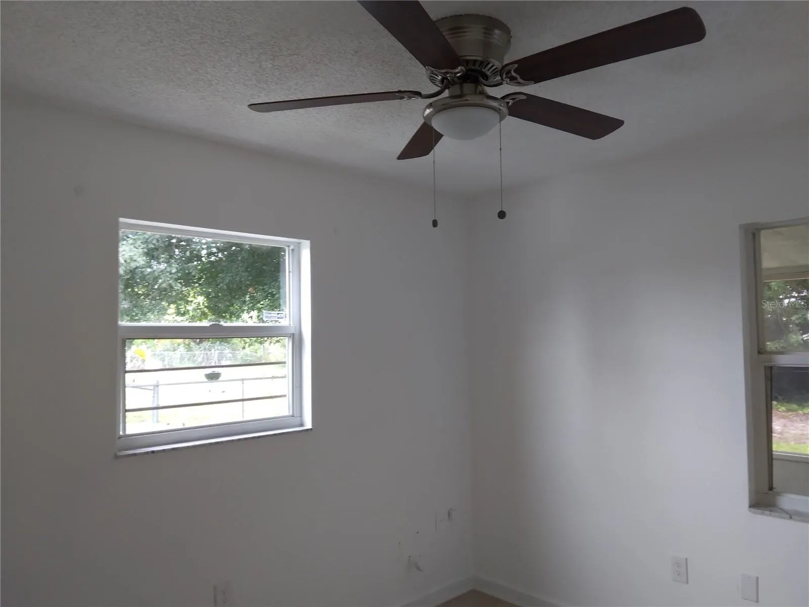 2112 14TH AVE E