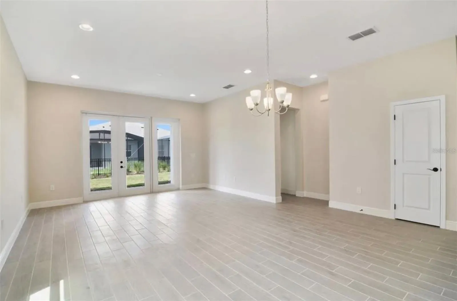 1638 KEY BAY TRL