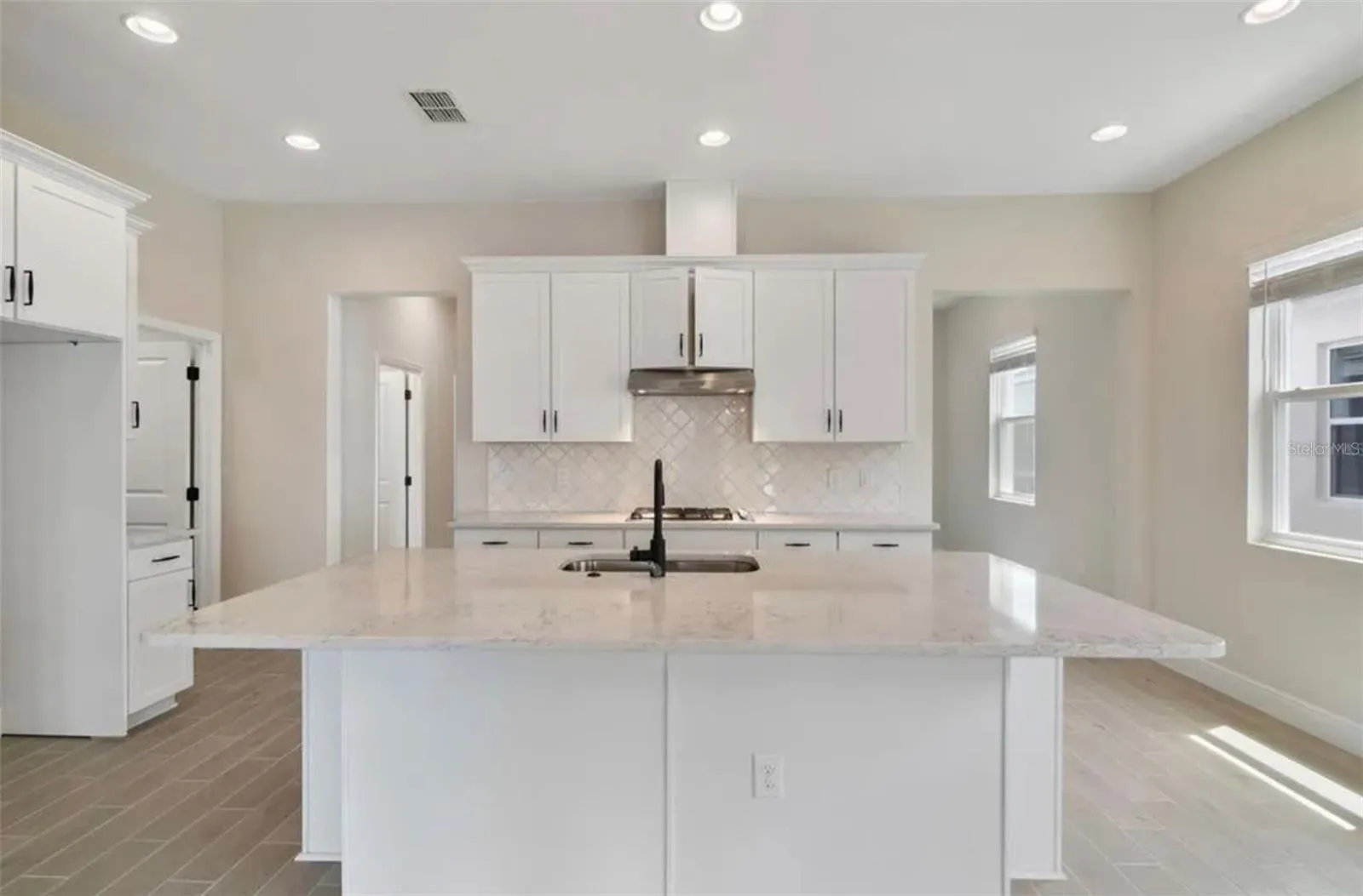1638 KEY BAY TRL