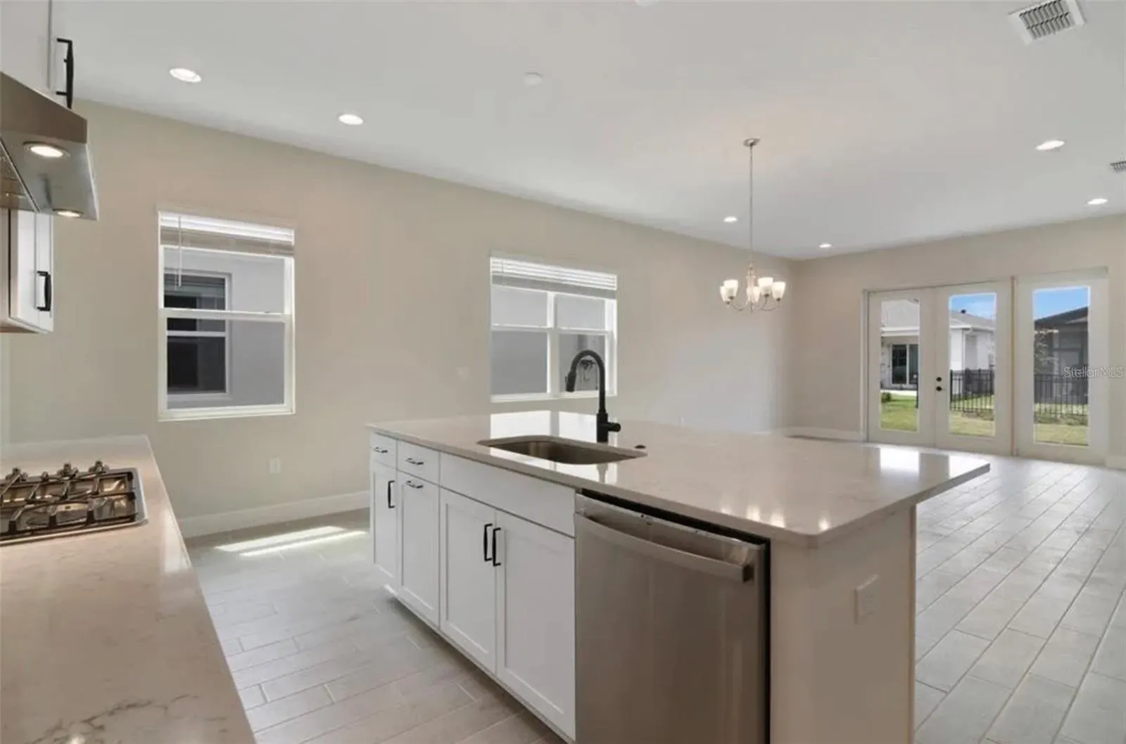1638 KEY BAY TRL
