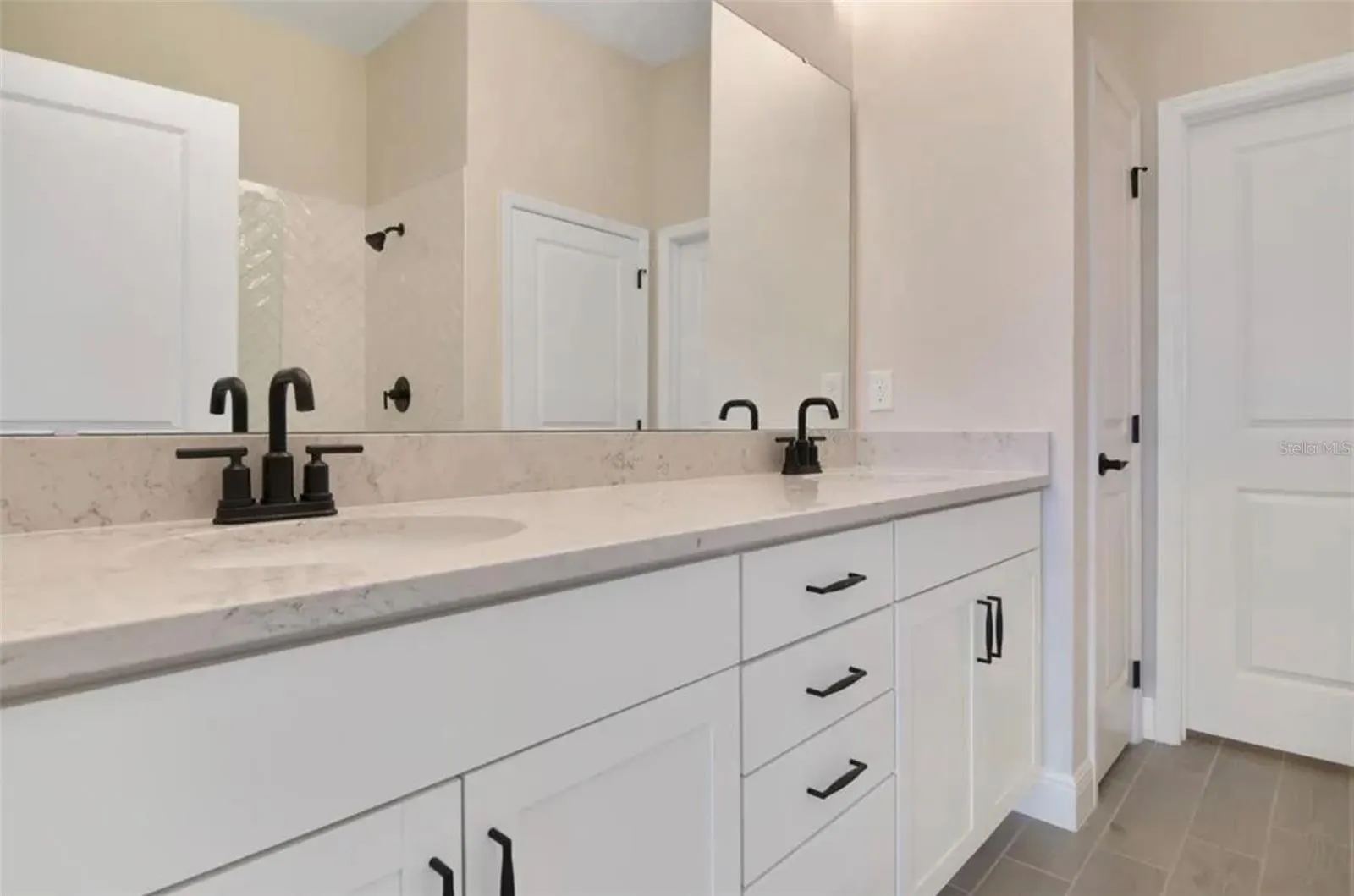 1638 KEY BAY TRL