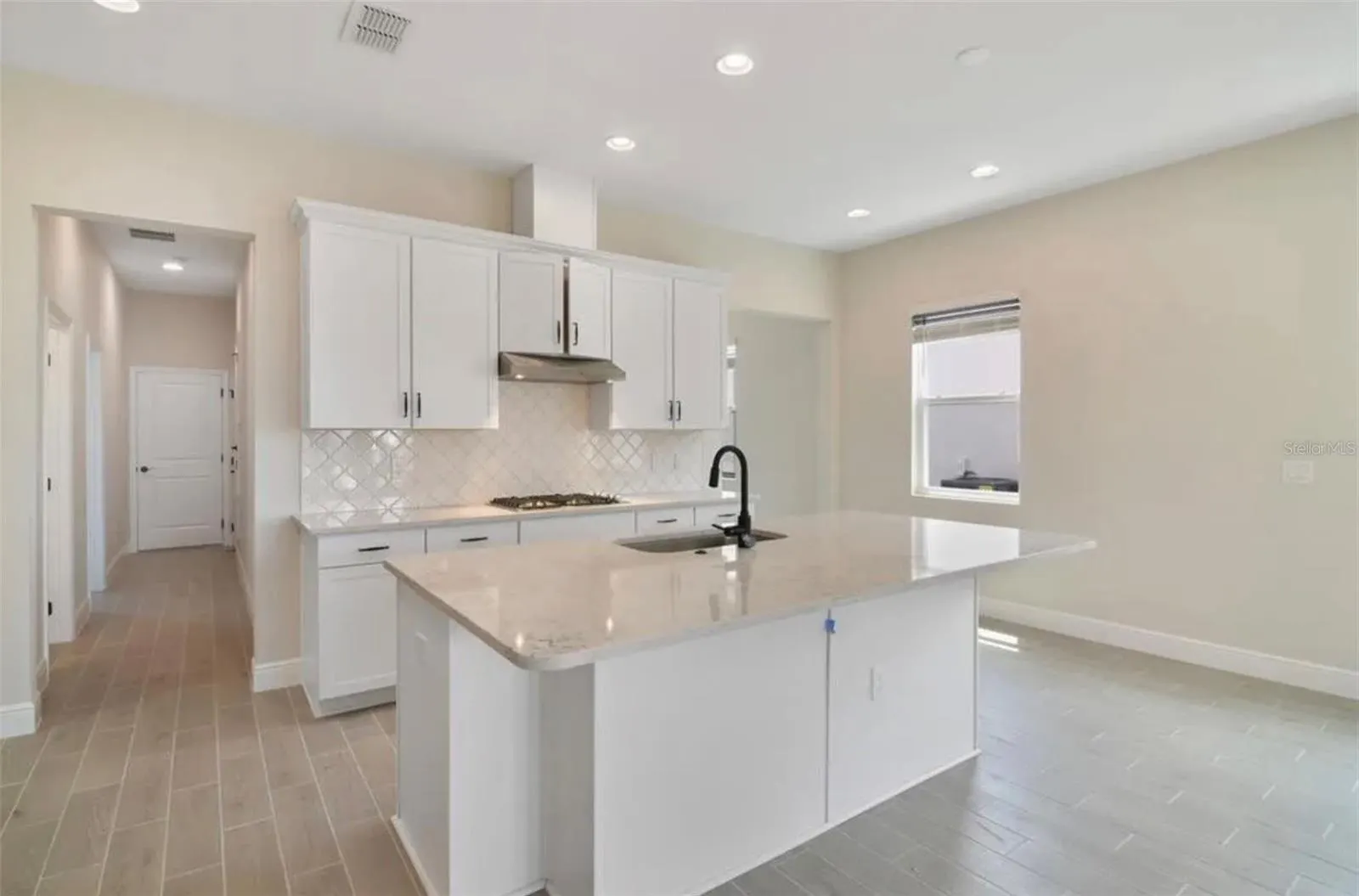 1638 KEY BAY TRL