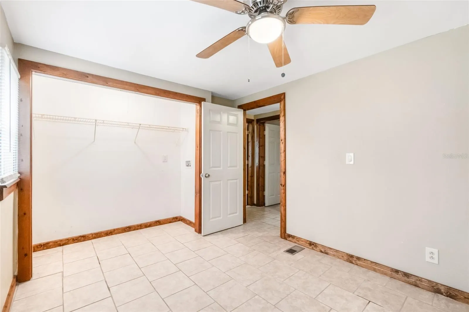 4977 COUNTRYSIDE CT