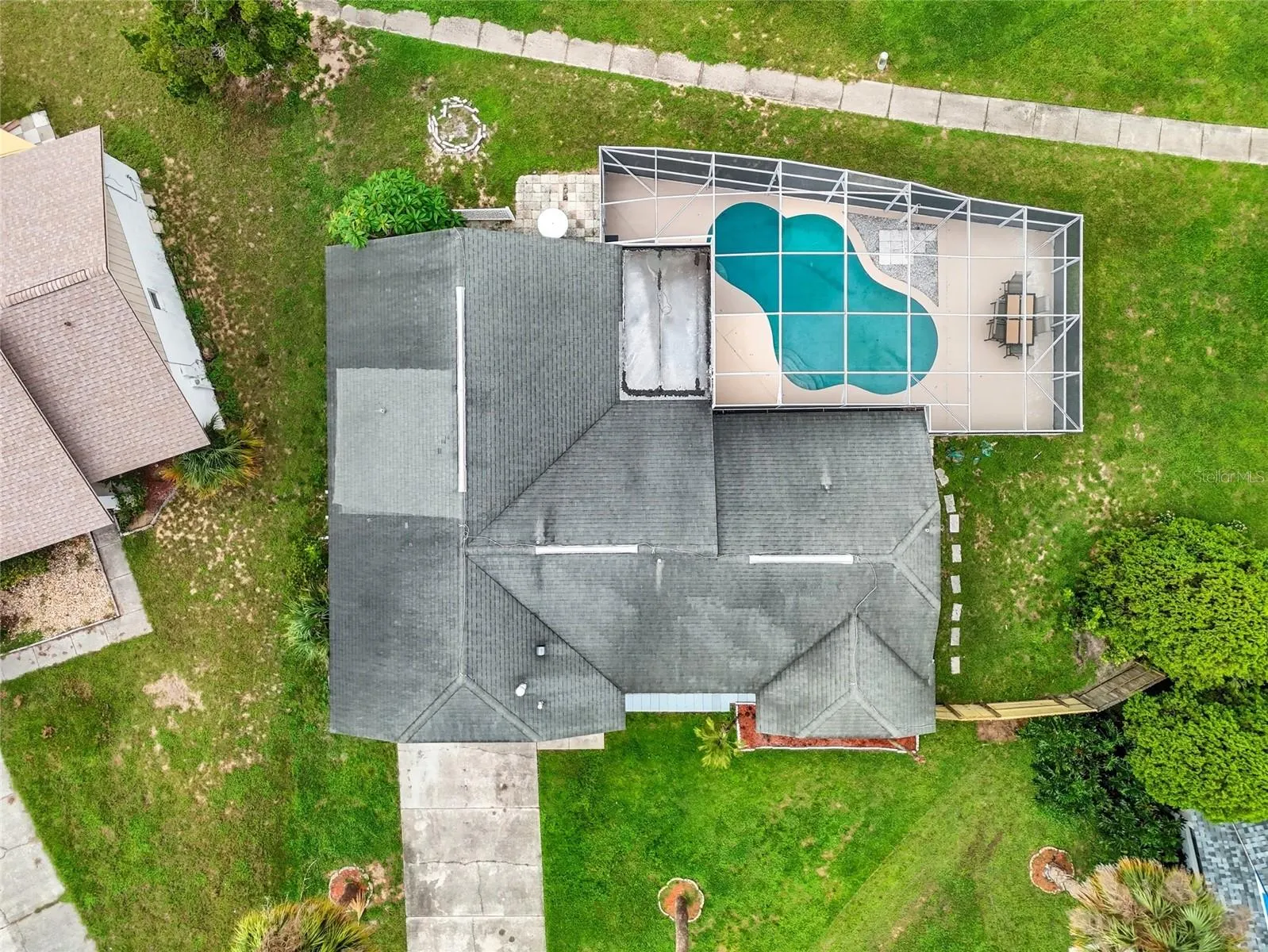 1027 KAREN RIDGE CT