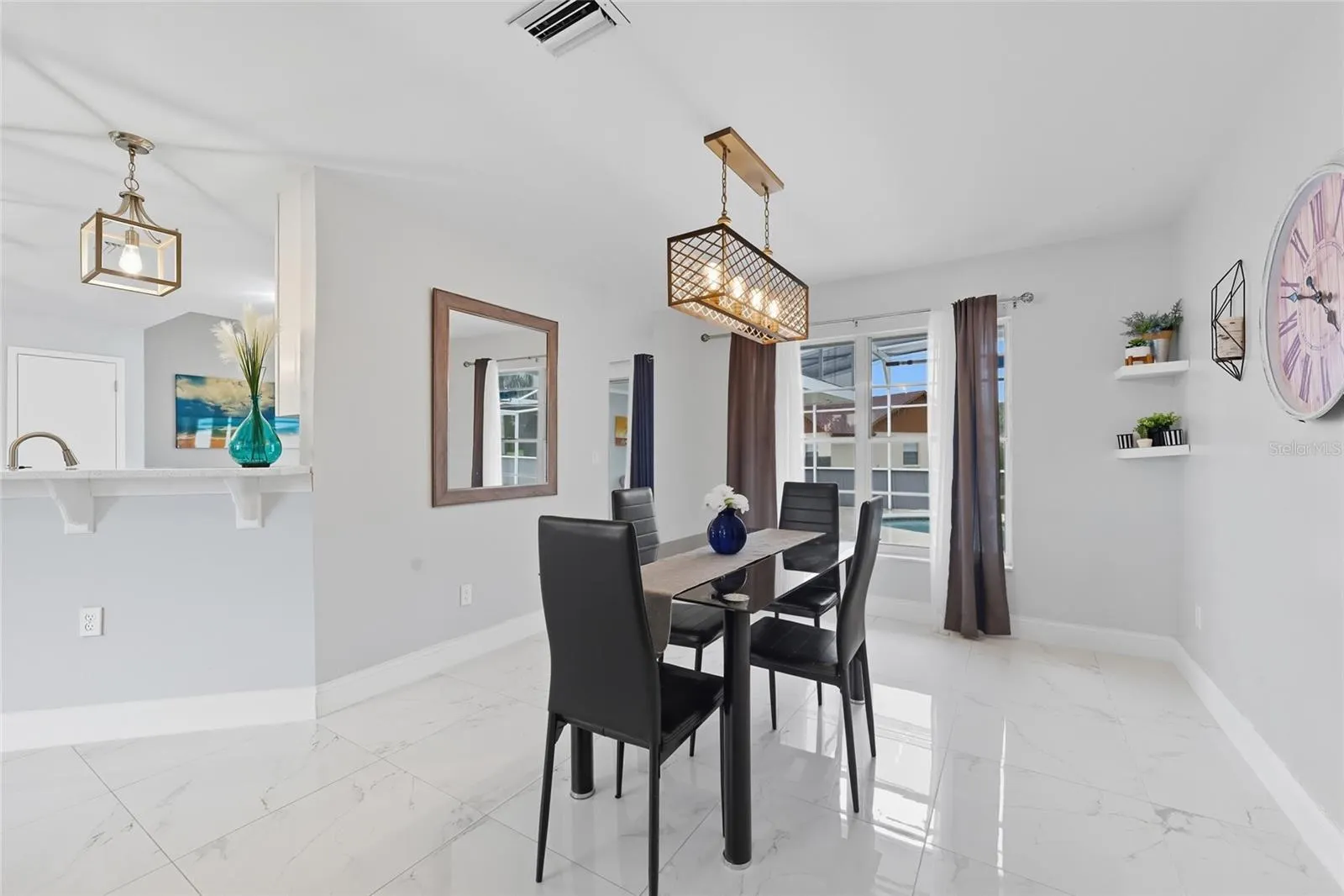 1027 KAREN RIDGE CT