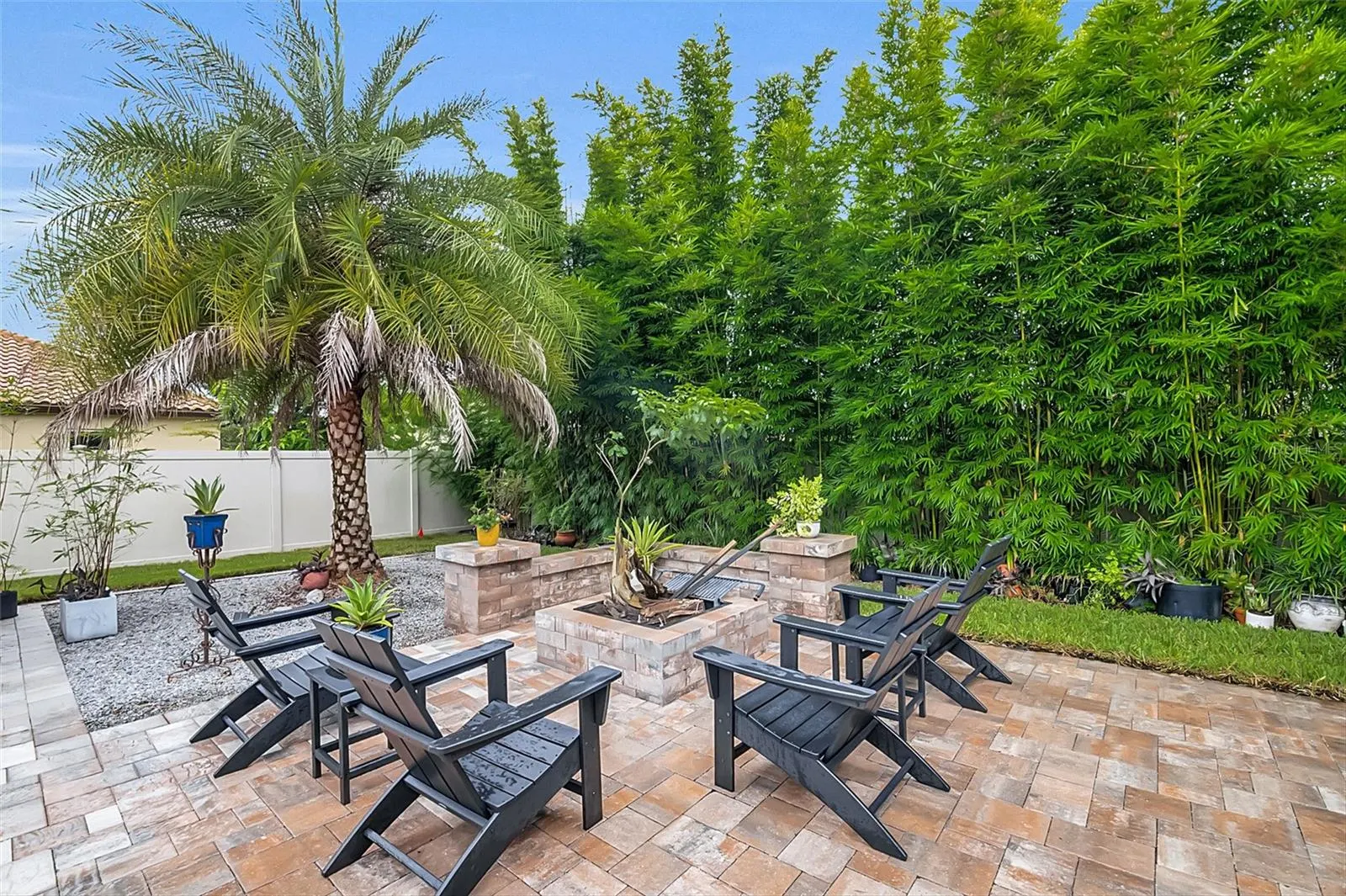 1579 PINK DOGWOOD WAY