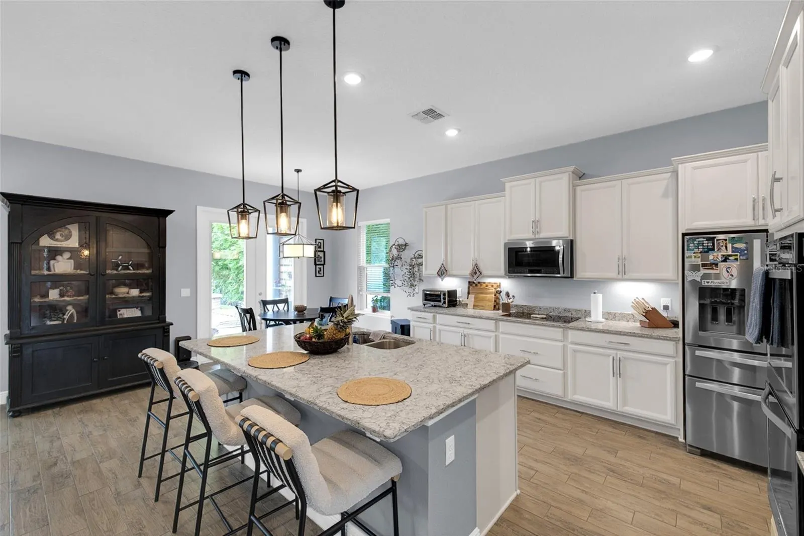 1579 PINK DOGWOOD WAY