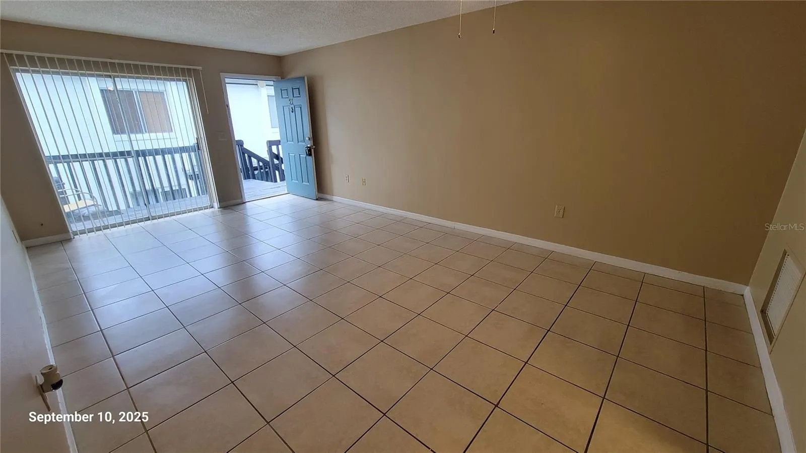 4111 S SEMORAN BLVD #21, #21