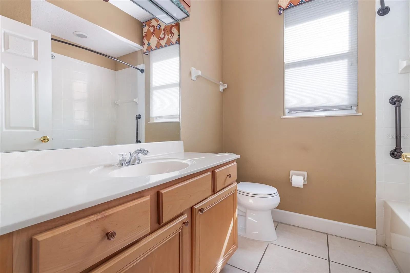1802 LEE JANZEN DR