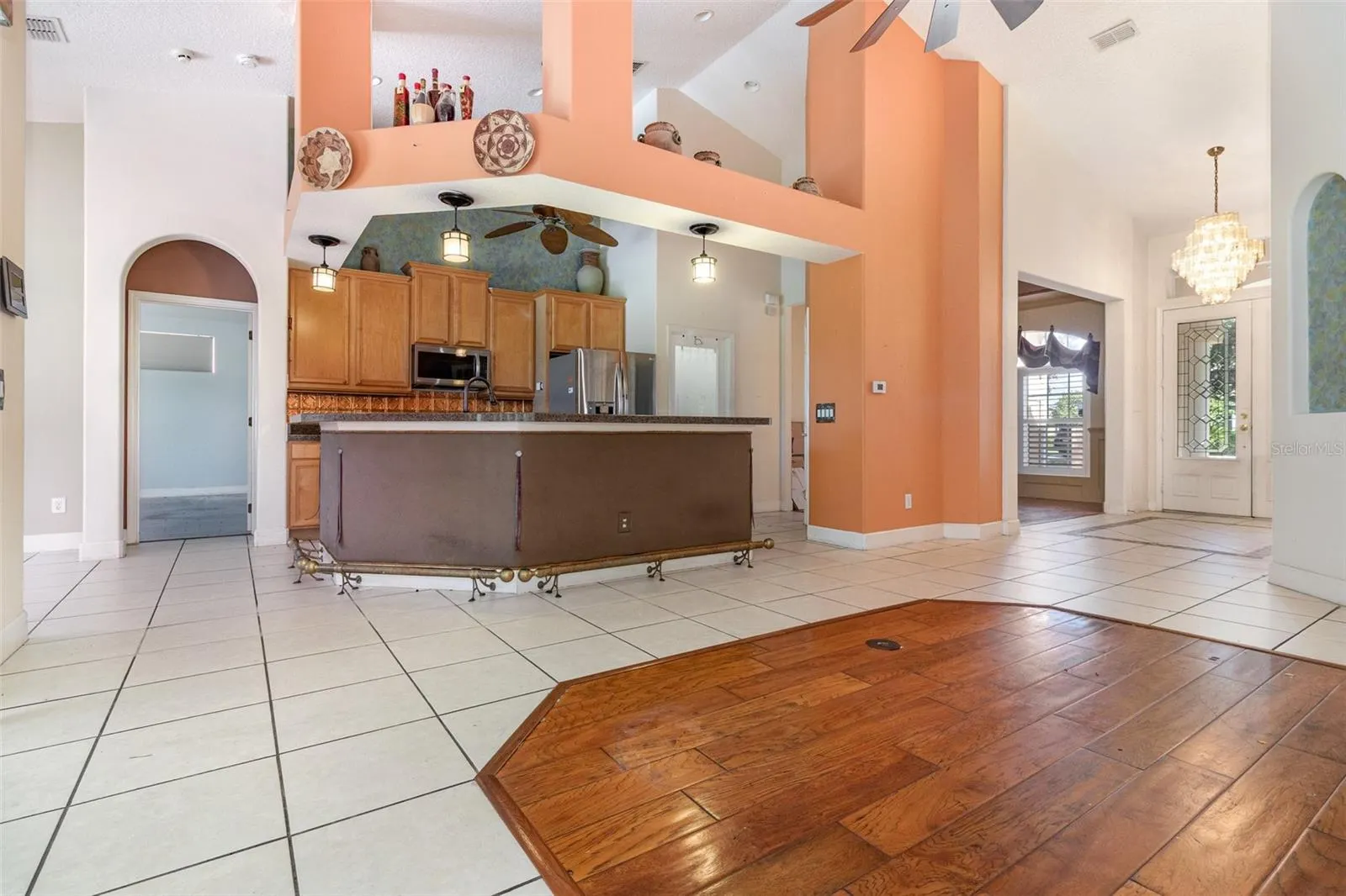 1802 LEE JANZEN DR