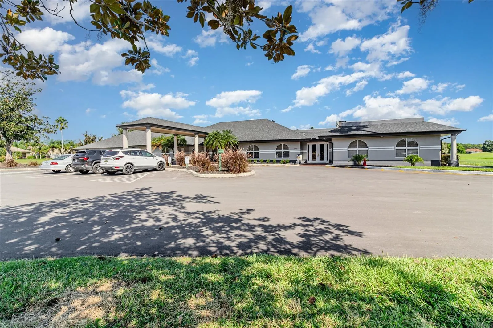 1802 LEE JANZEN DR