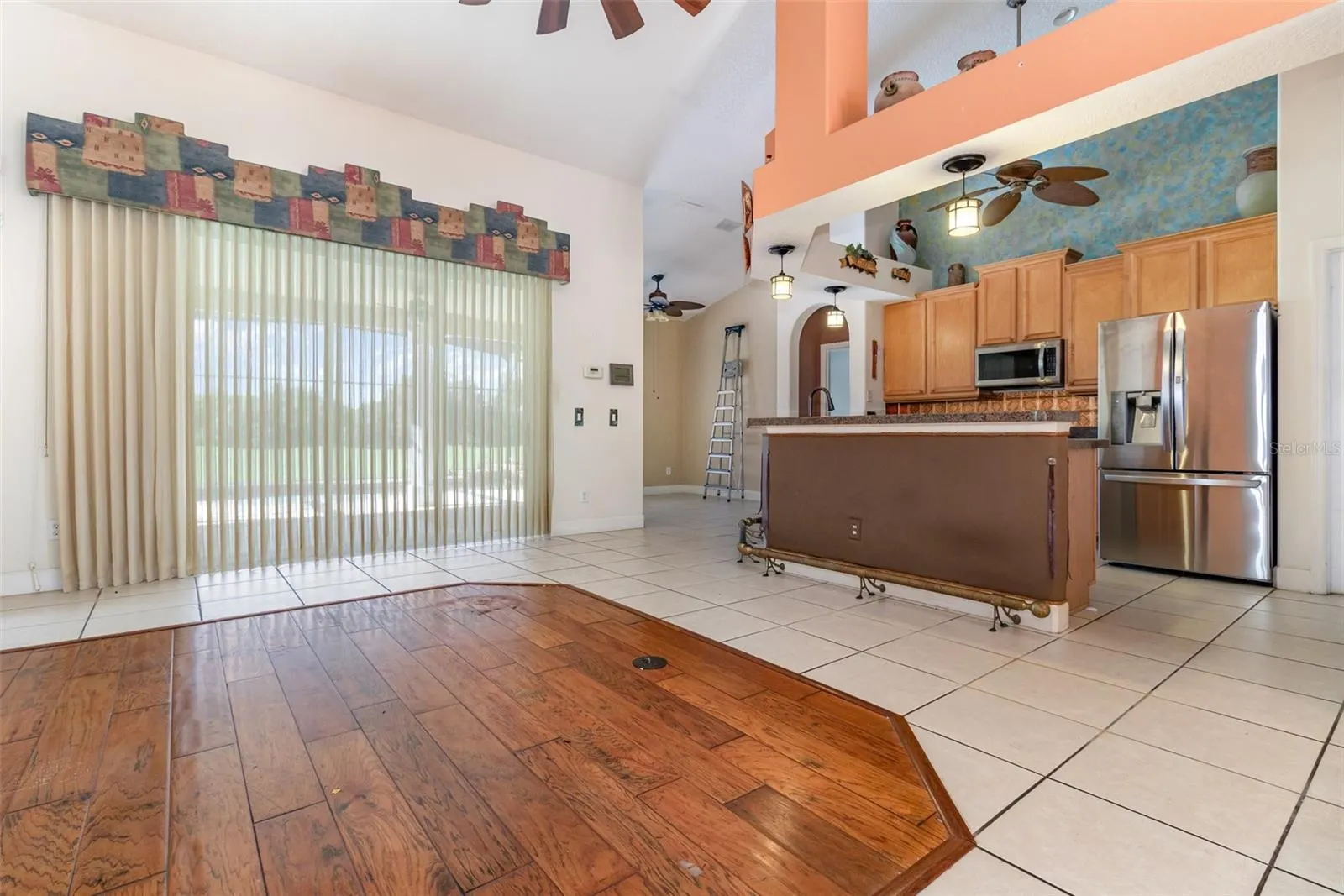 1802 LEE JANZEN DR