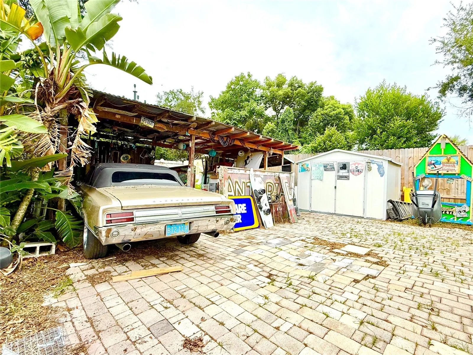 528 E CENTER ST