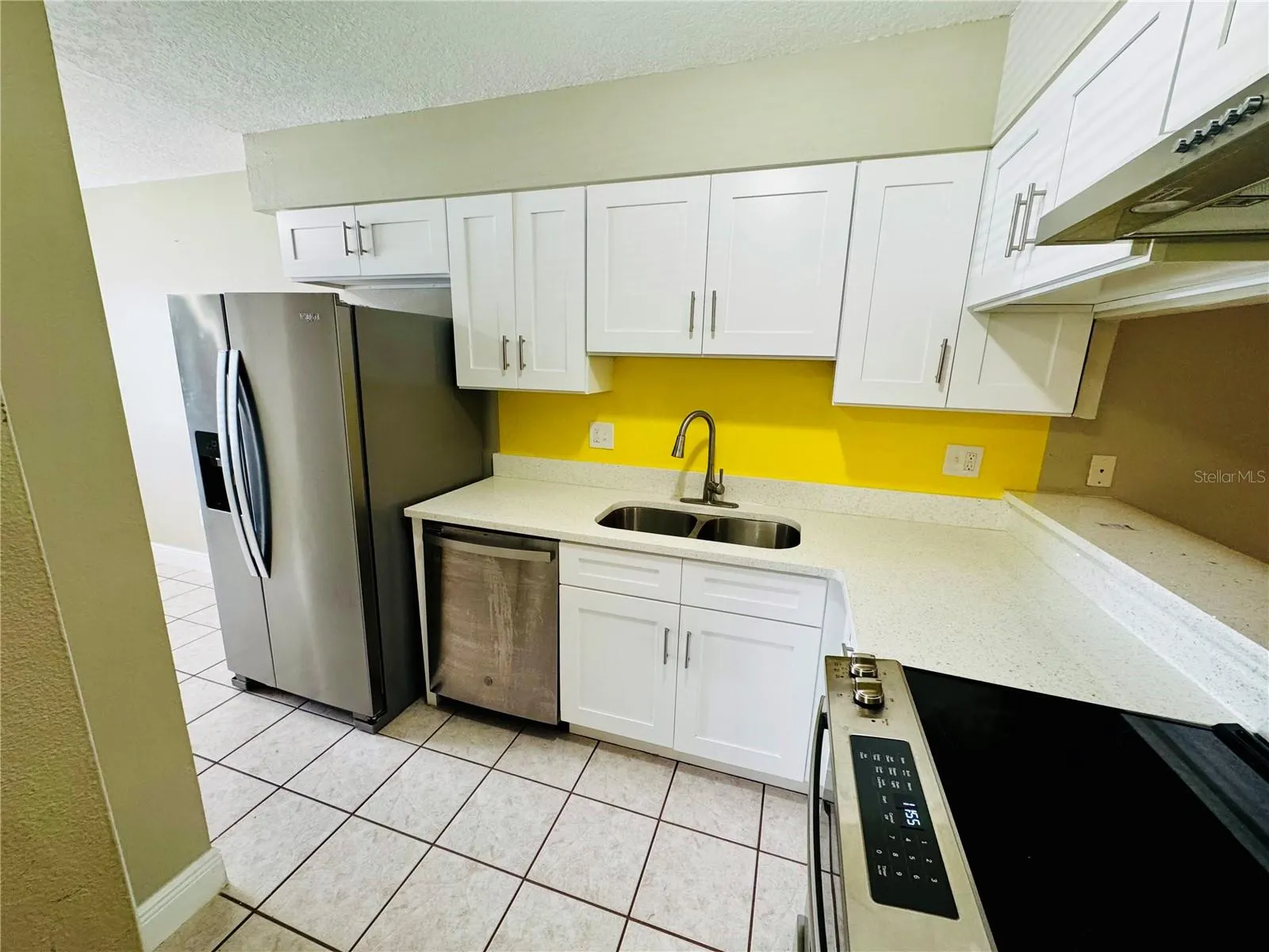 2305 ST MARTEEN CT
