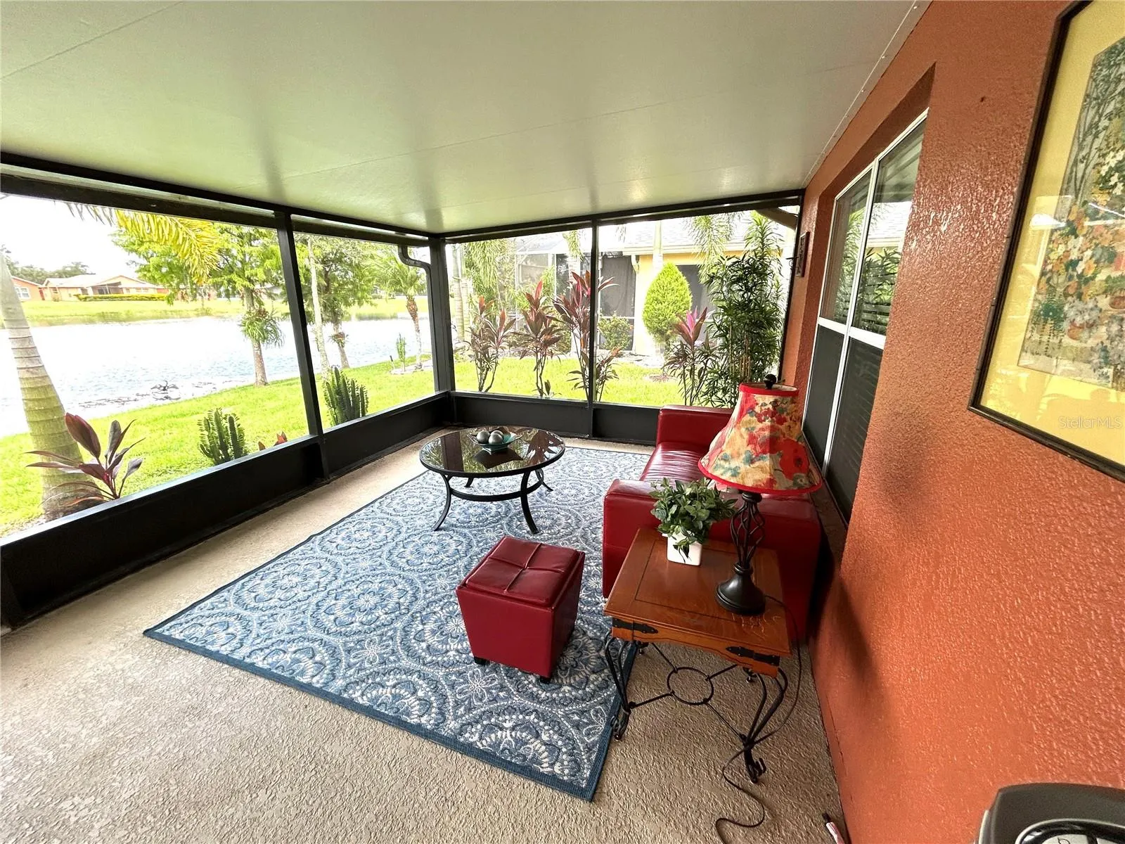 585 GRAND CANAL DR