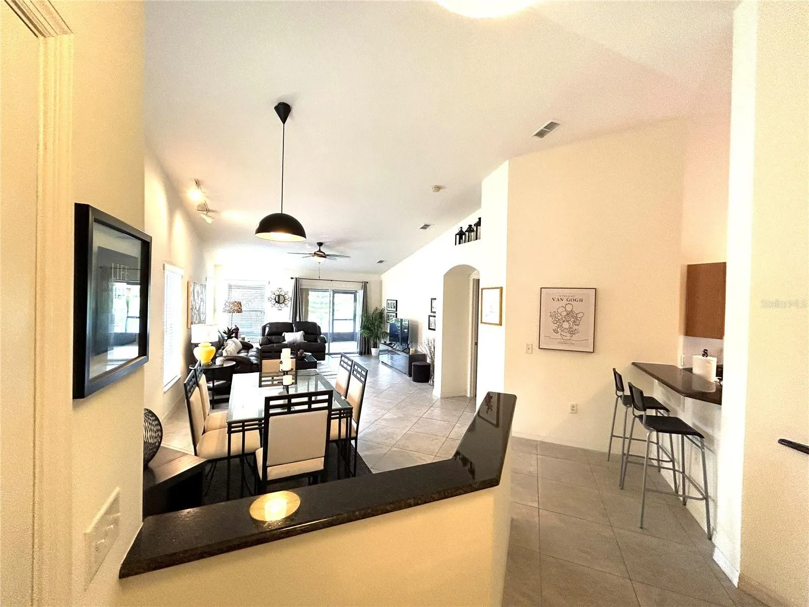 585 GRAND CANAL DR