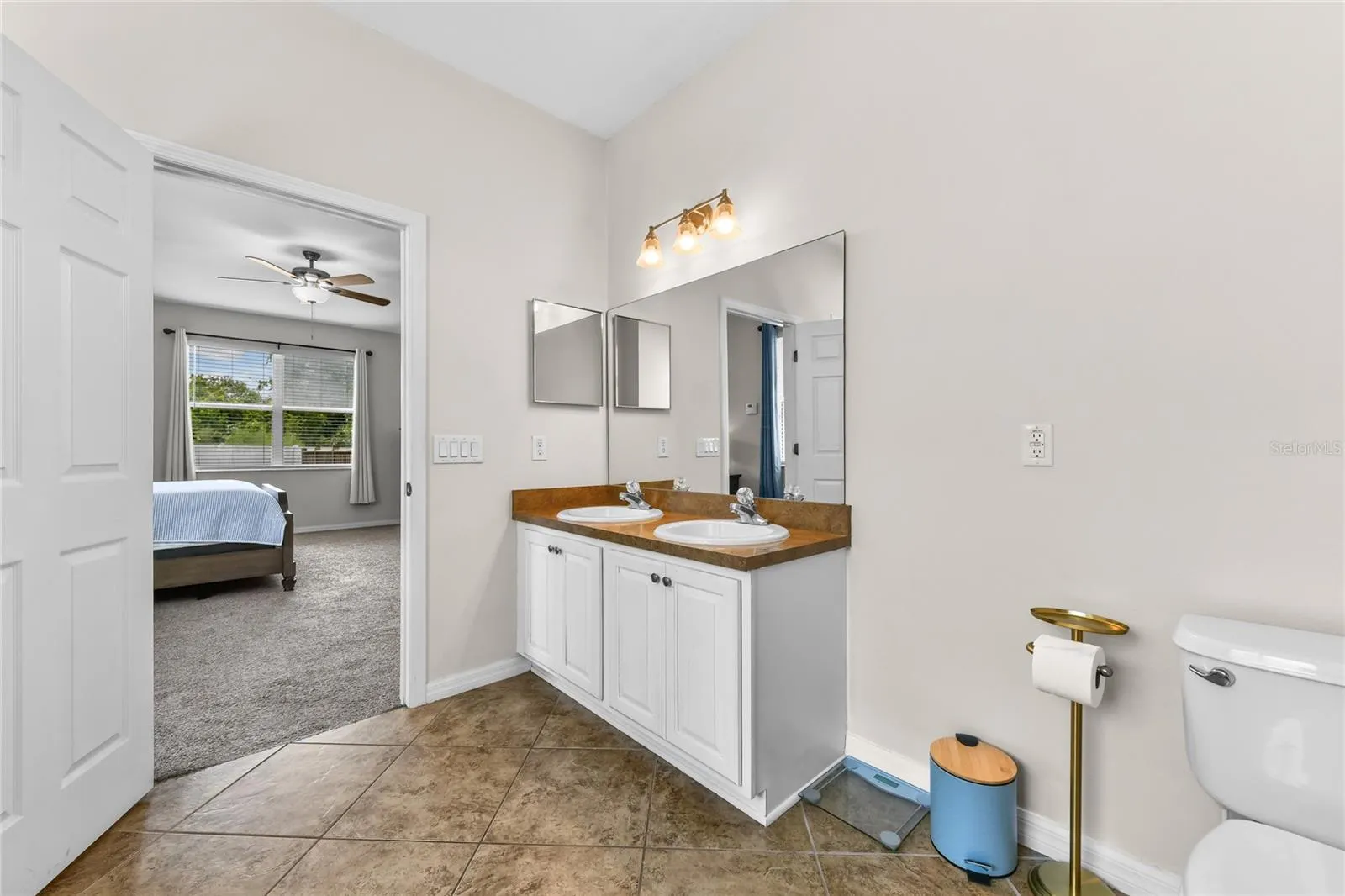 3410 WATERFRONT DR
