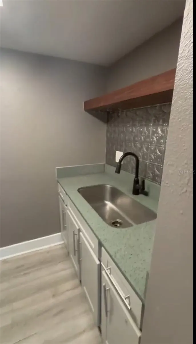 4127 DOLPHIN DR #4127, #4127