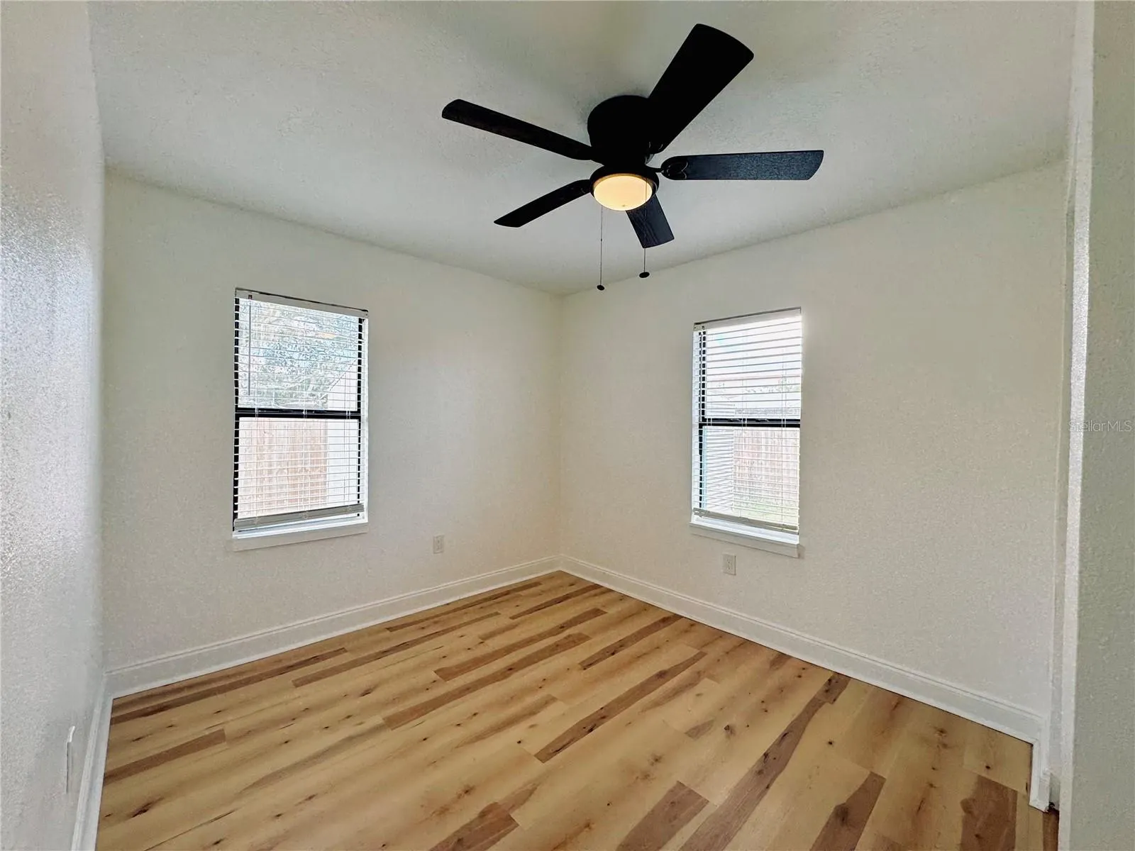 522 MAIN ST #B, #B