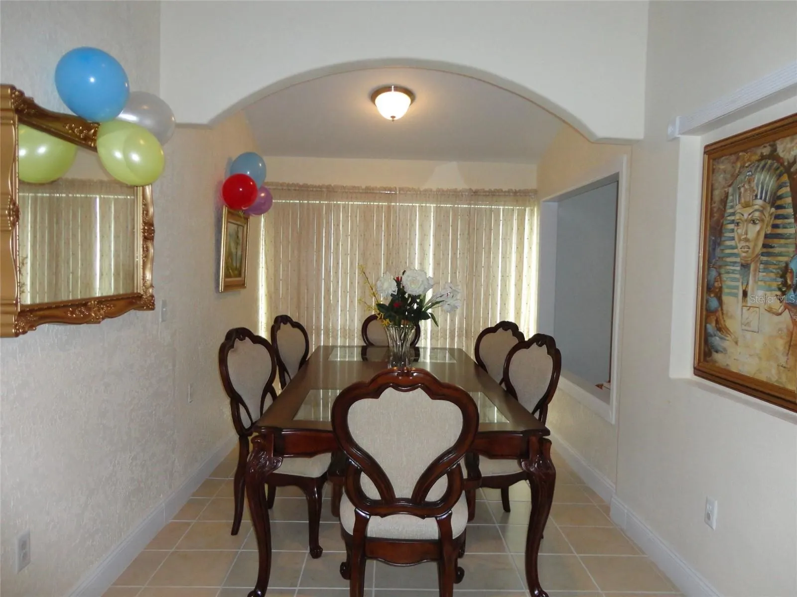218 CORNWALLIS DR