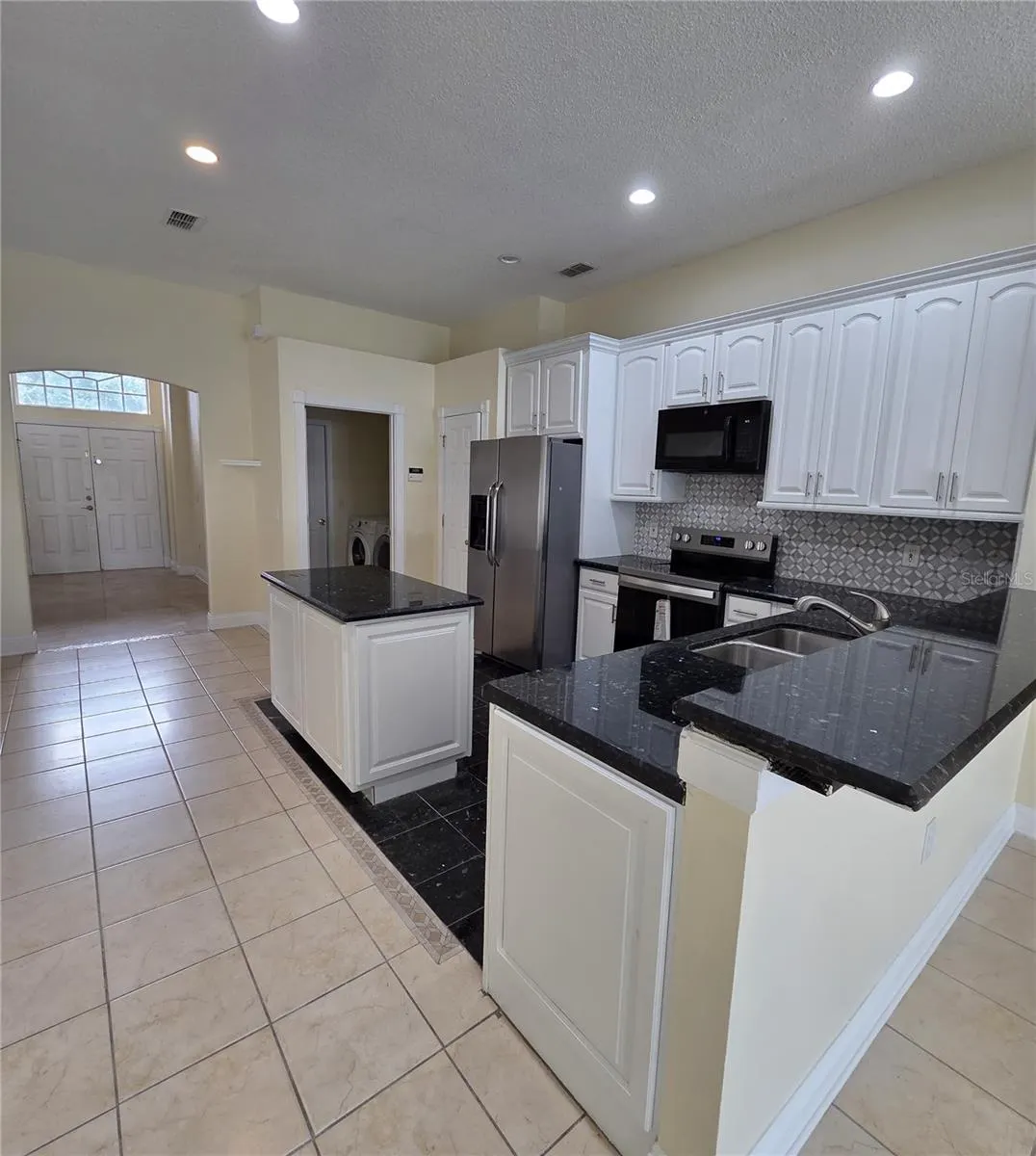 218 CORNWALLIS DR