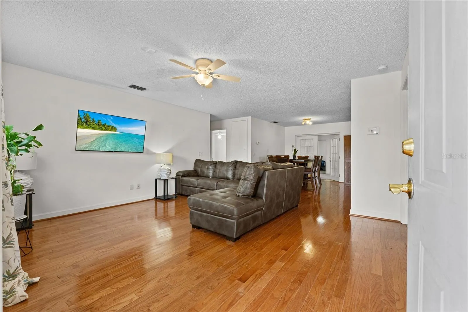 8975 CYPRESSWOOD DR