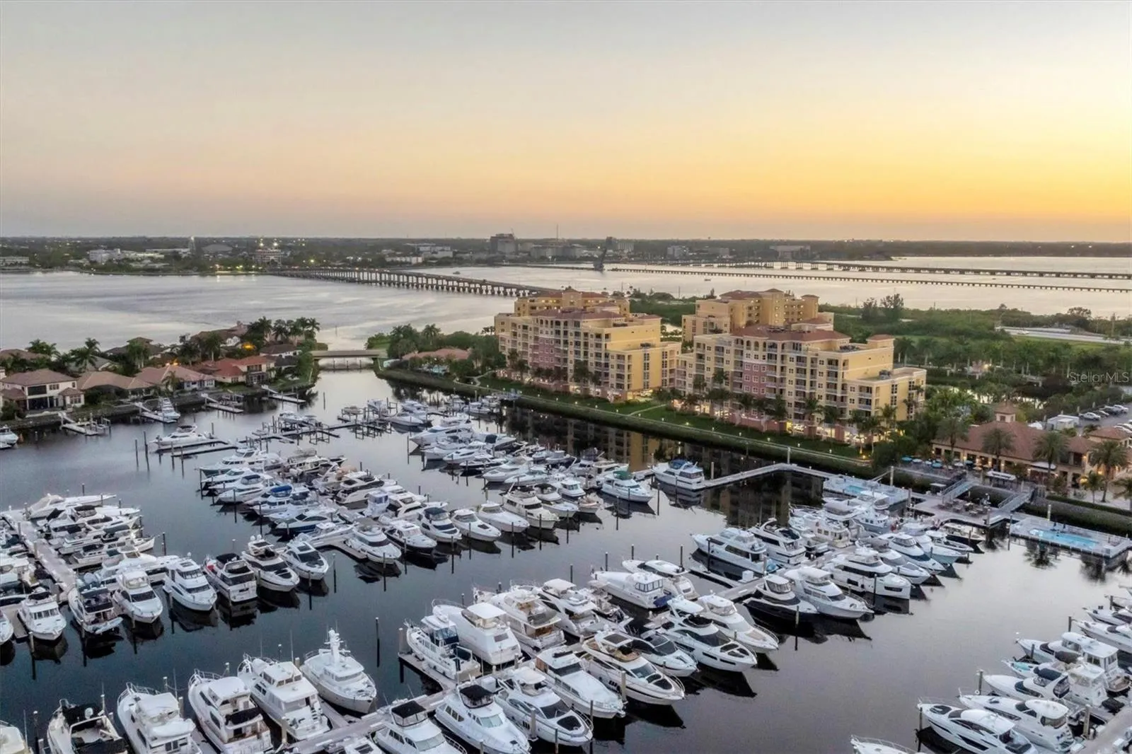 606 RIVIERA DUNES WAY #604, #604