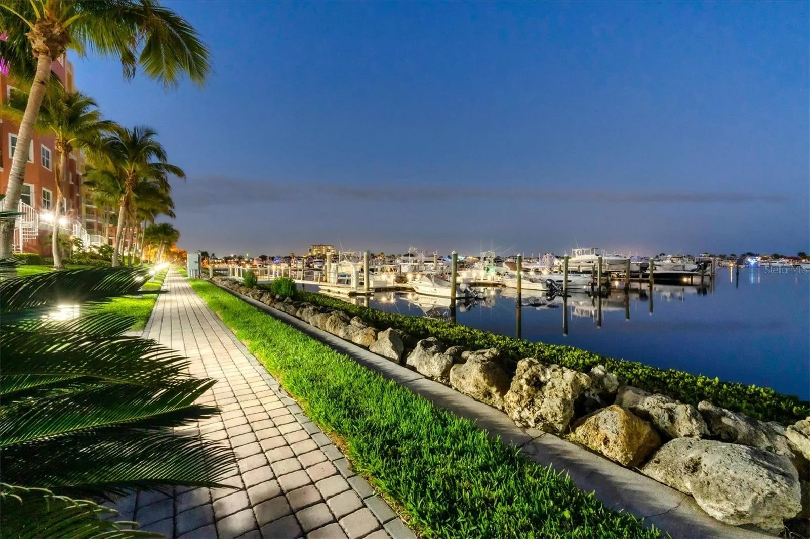 606 RIVIERA DUNES WAY #604, #604