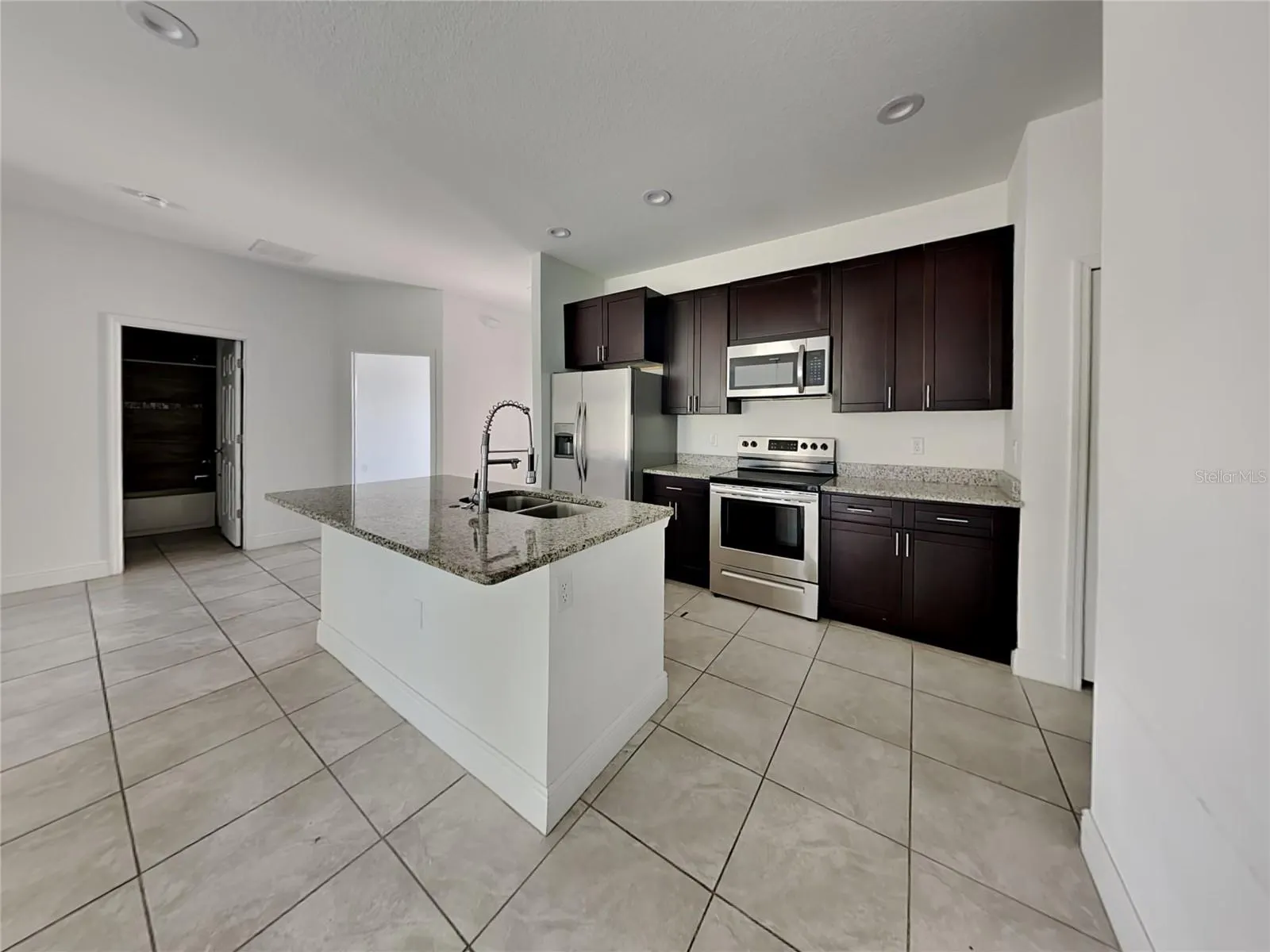 356 ELDERBERRY CT
