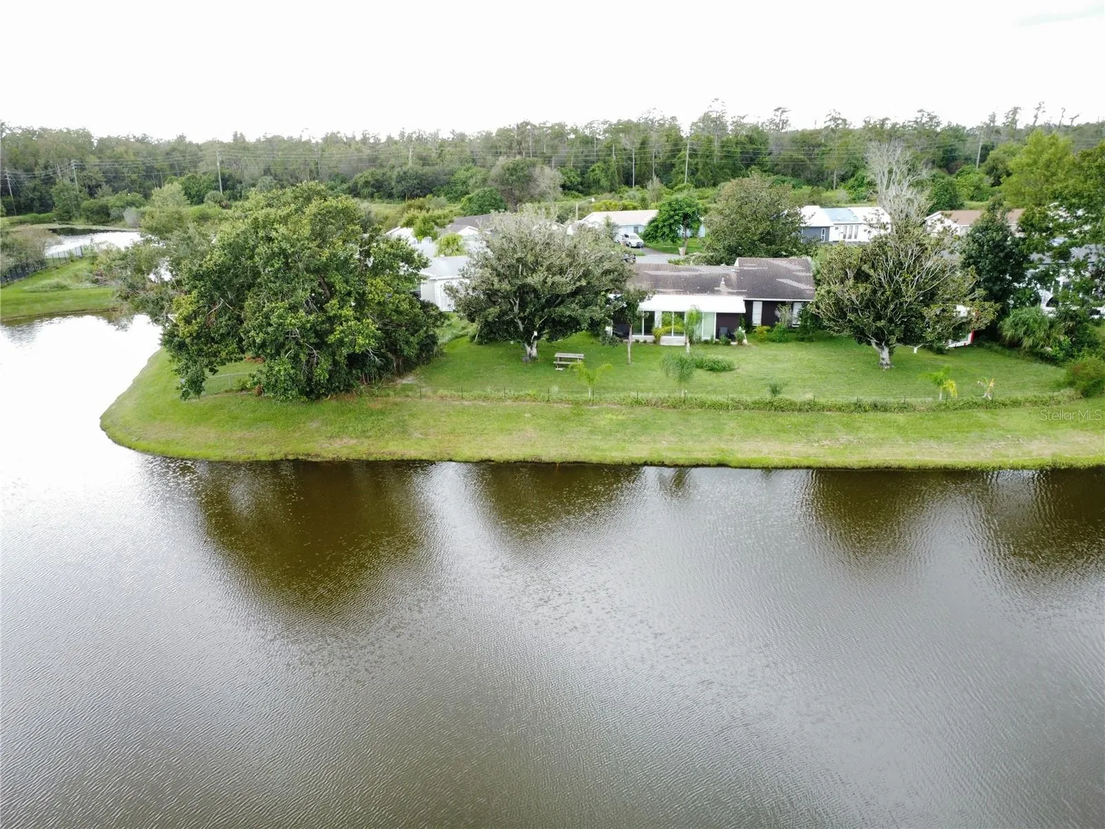 85 ALDERWOOD DR