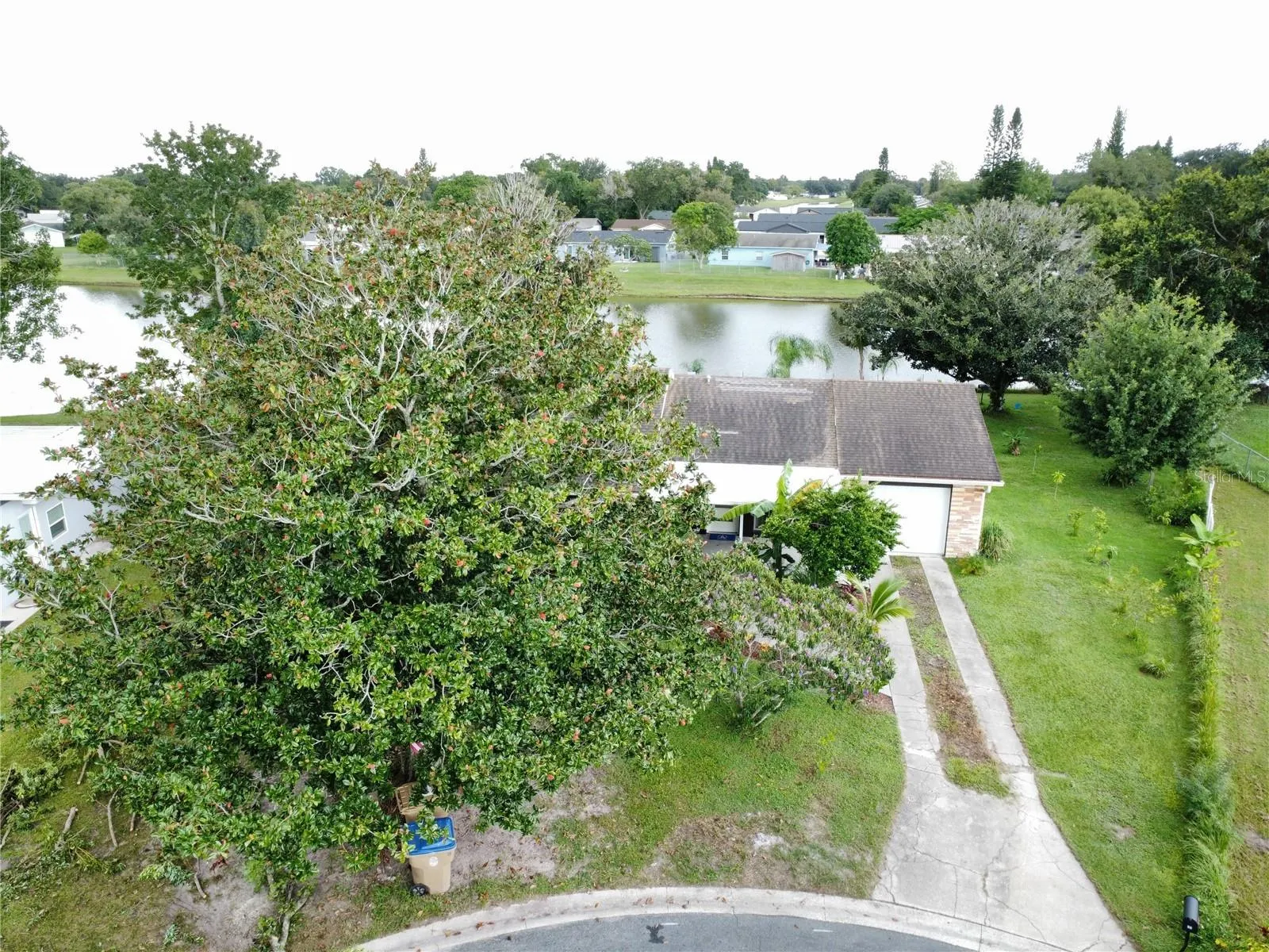 85 ALDERWOOD DR