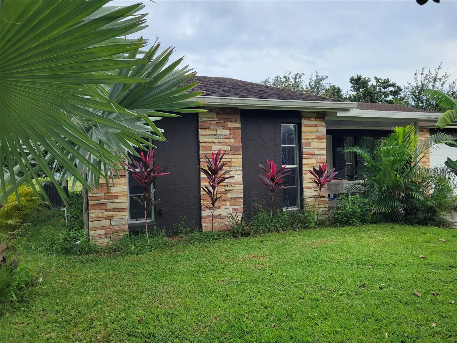 85 ALDERWOOD DR