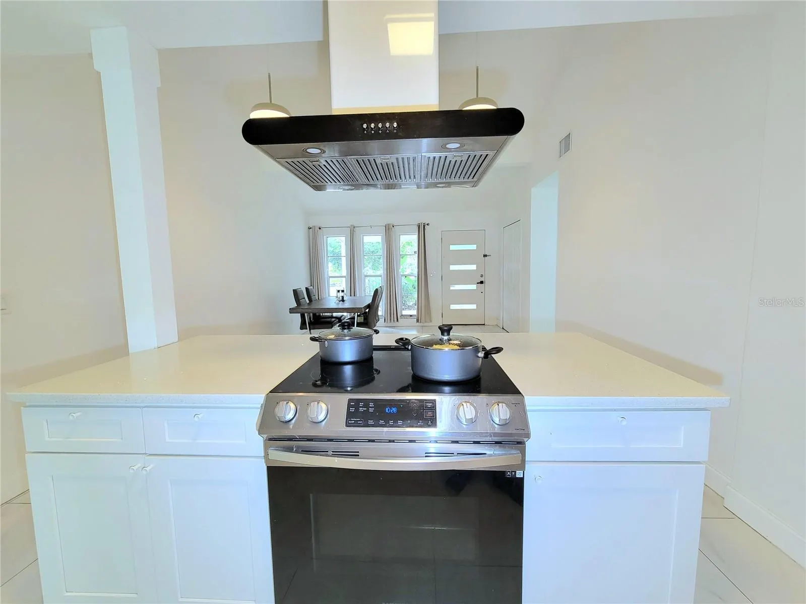 85 ALDERWOOD DR