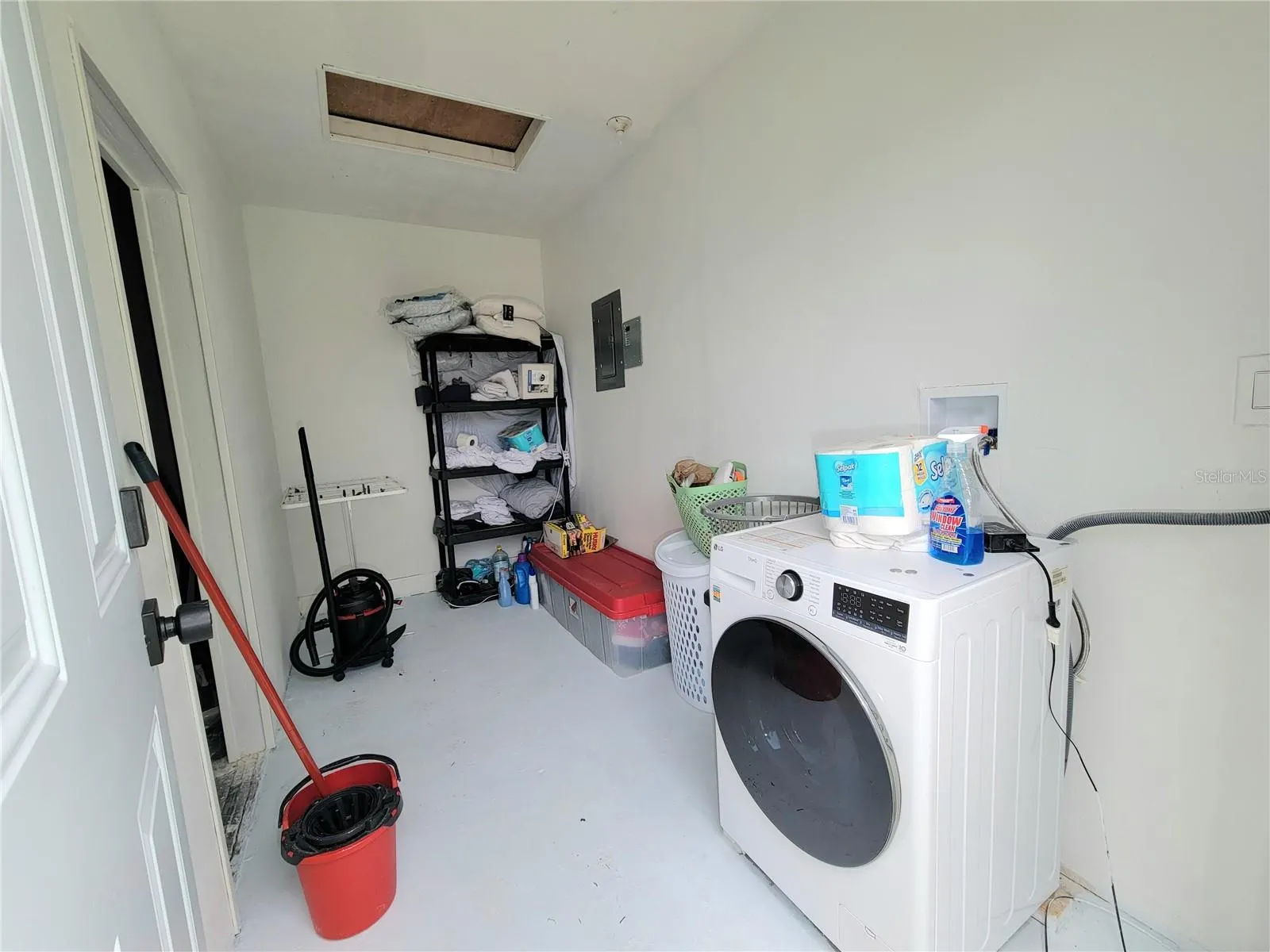 85 ALDERWOOD DR
