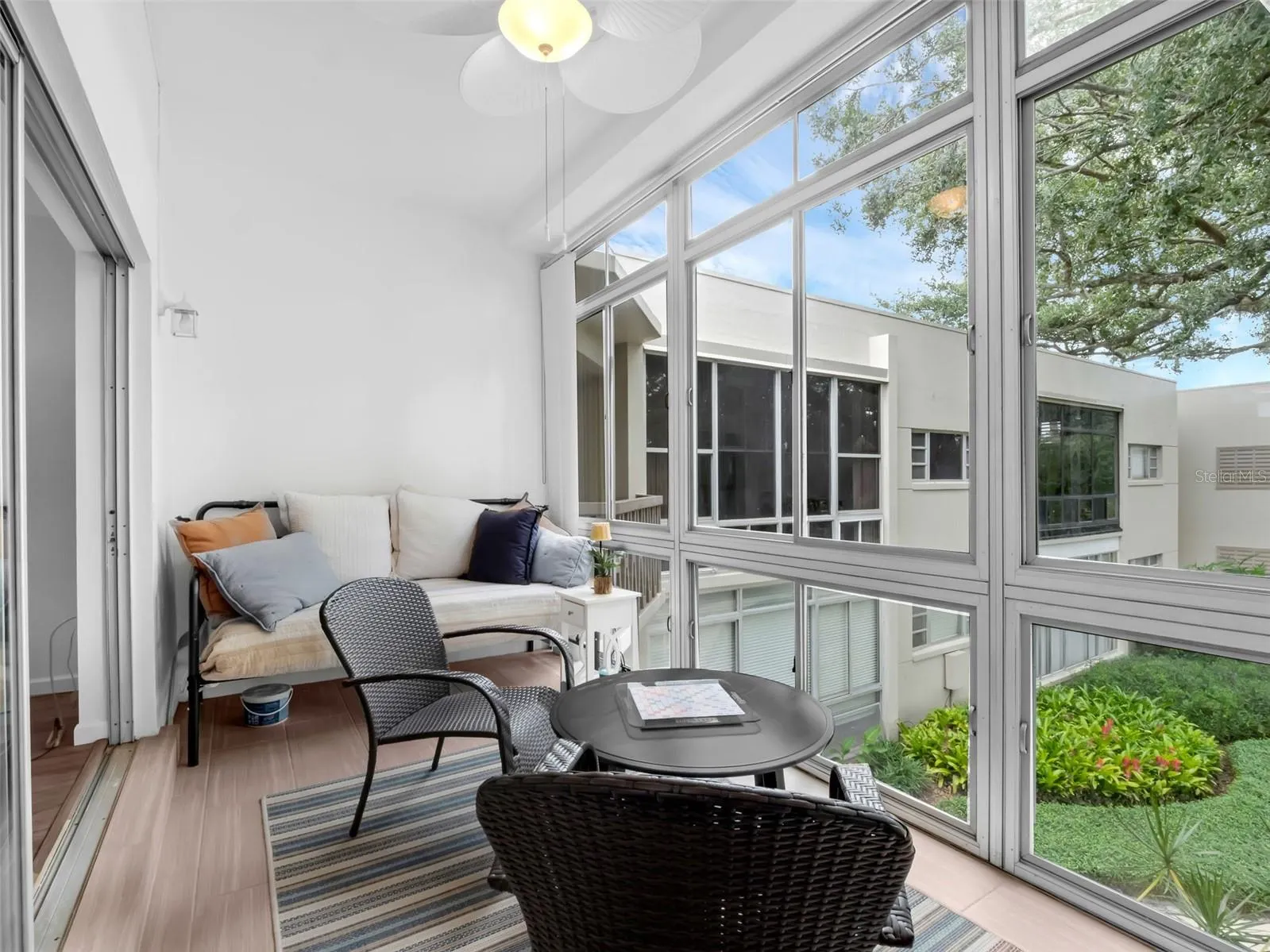 700 MELROSE AVE #D21, #D21