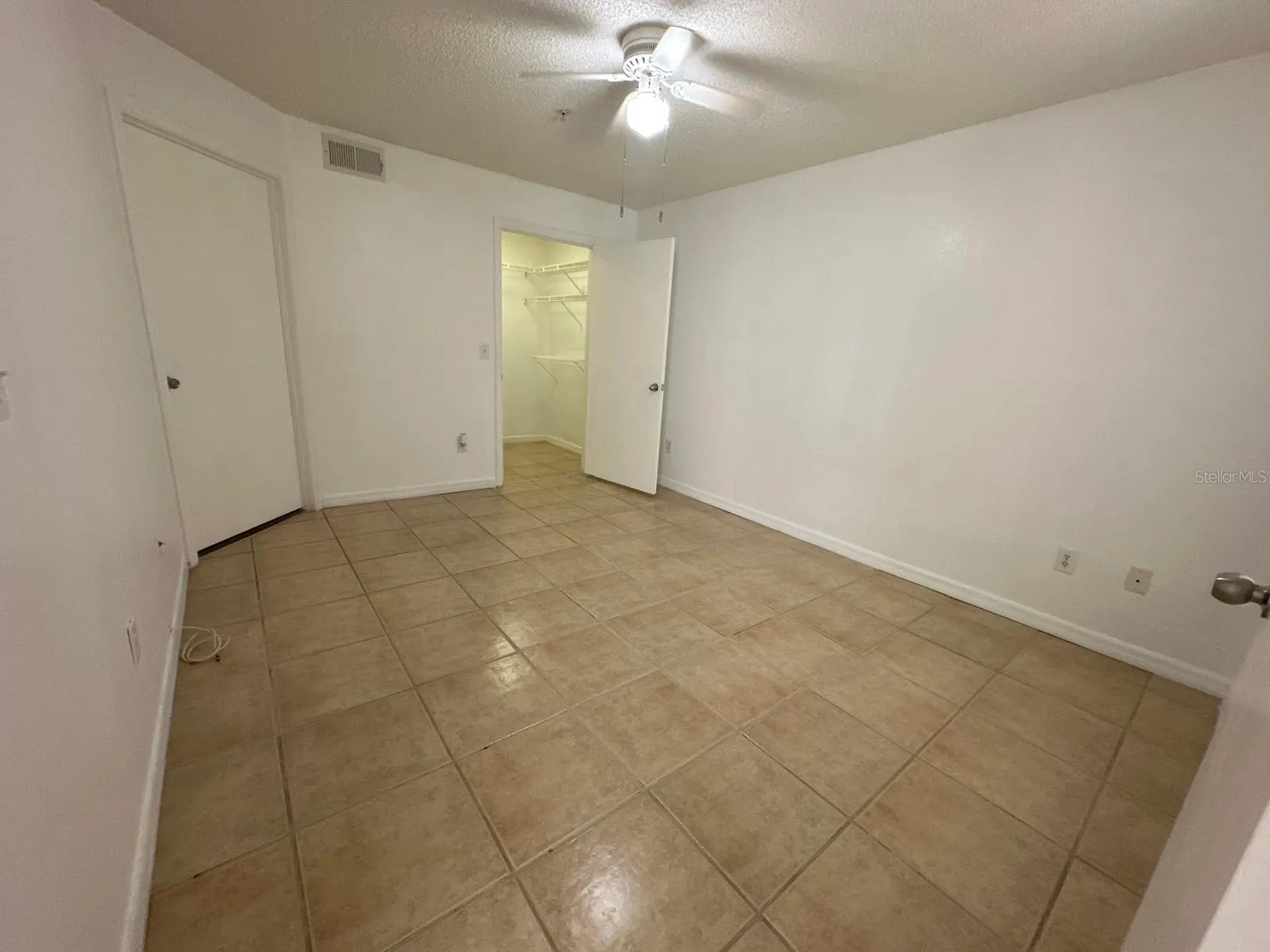 2210 GRAND CAYMAN CT #1711, #1711